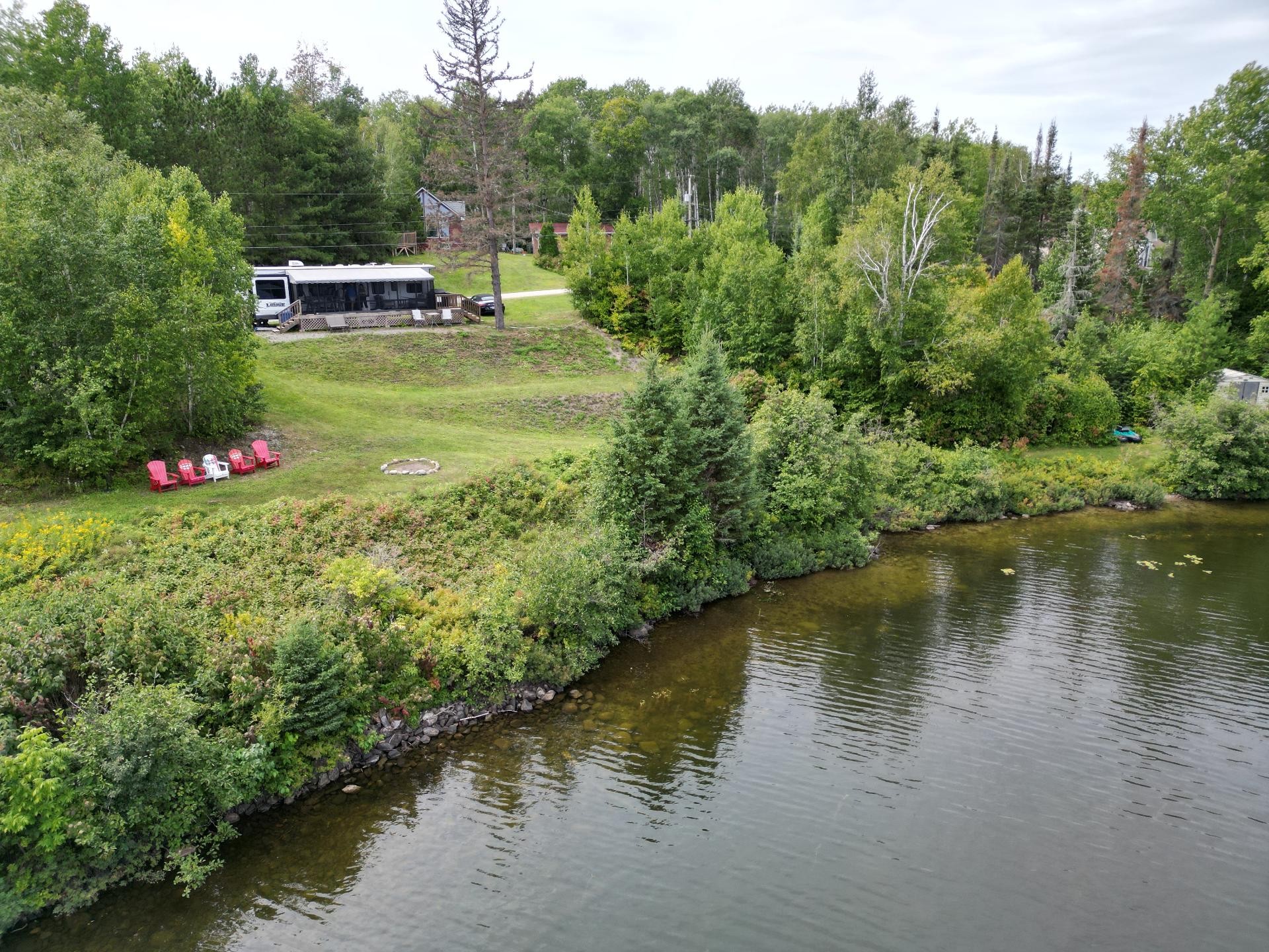 









200


Ch. du Lac-Cameron

,
Saint-Eugène-de-Guigues,







QC
J0Z3L0


