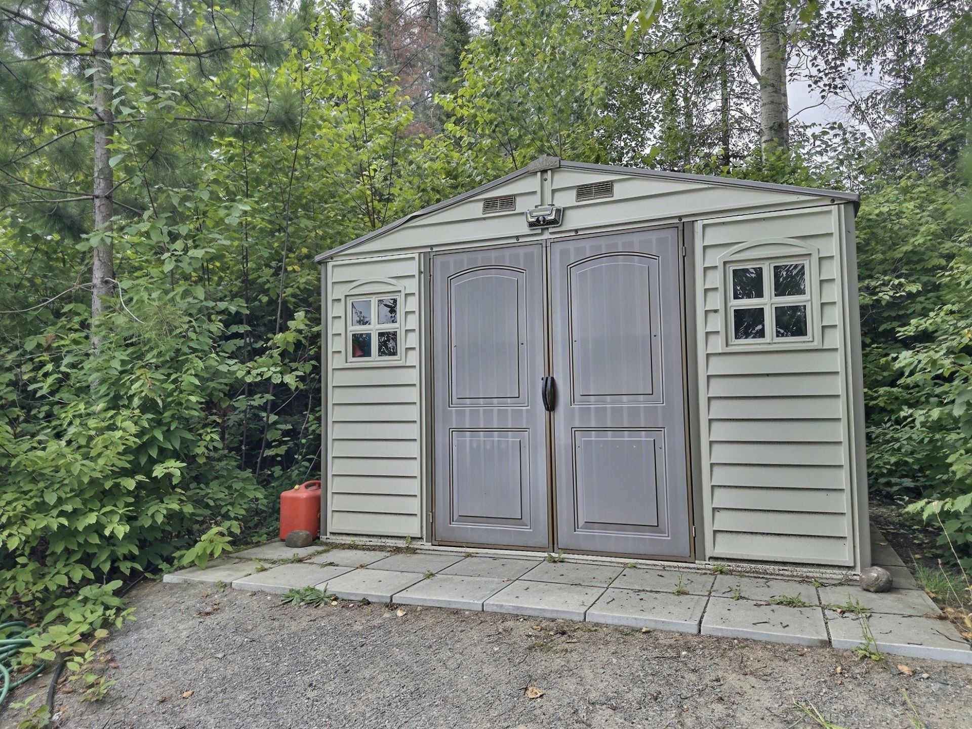 









200


Ch. du Lac-Cameron

,
Saint-Eugène-de-Guigues,







QC
J0Z3L0

