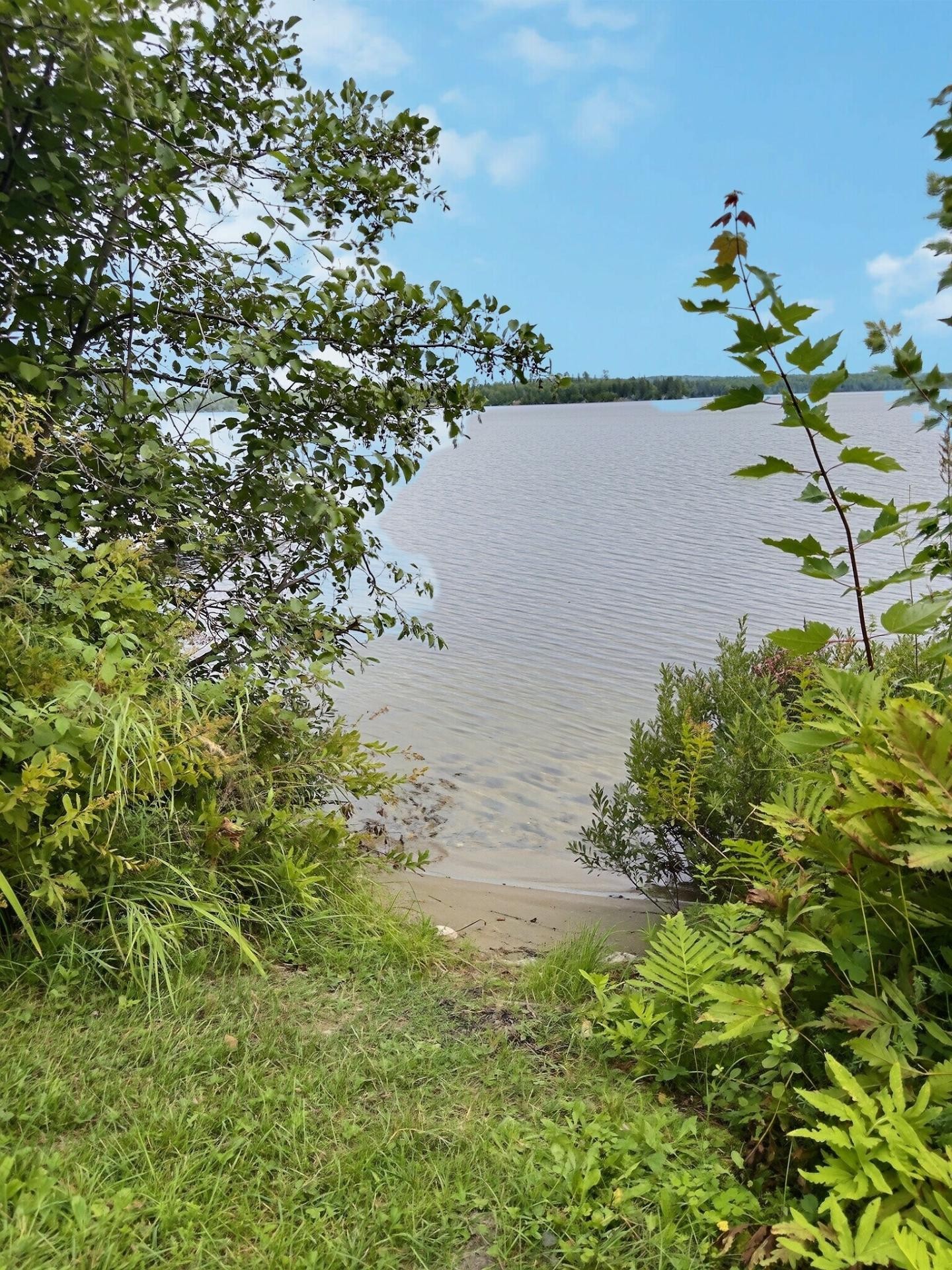 









200


Ch. du Lac-Cameron

,
Saint-Eugène-de-Guigues,







QC
J0Z3L0

