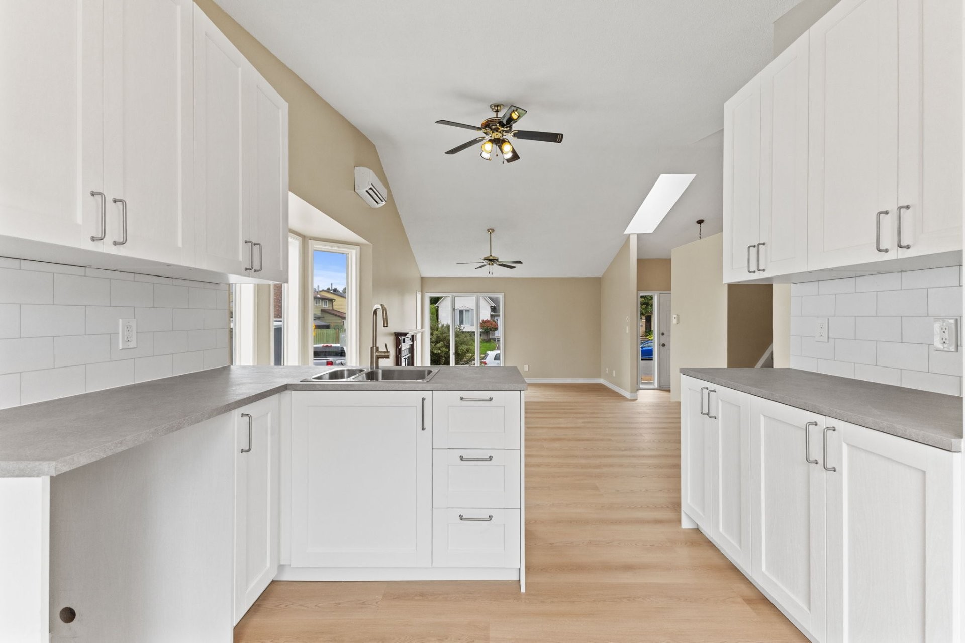 









432


Rue P.-Labine

,
Gatineau (Gatineau),




QC
J8R1E6

