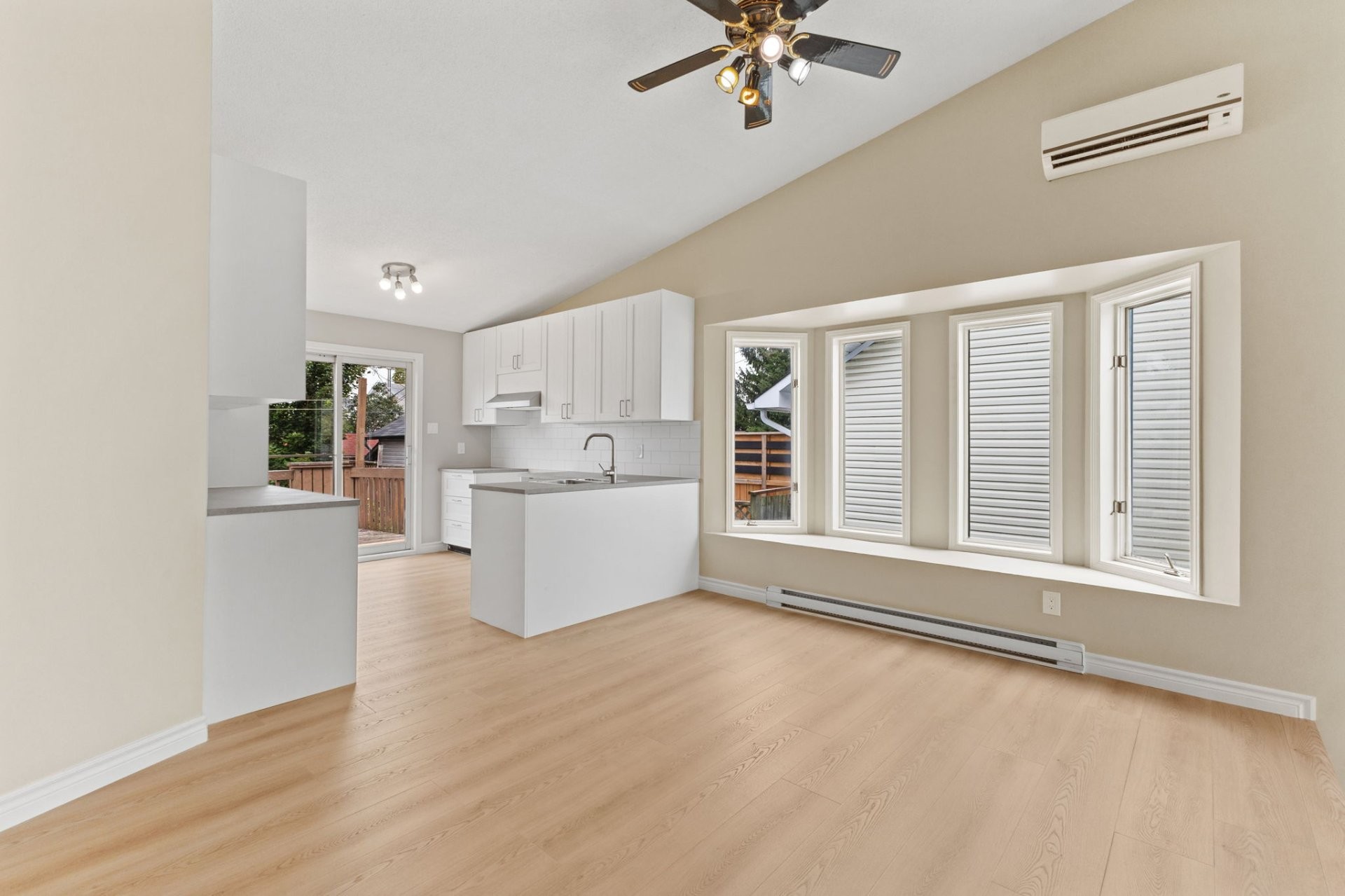 









432


Rue P.-Labine

,
Gatineau (Gatineau),




QC
J8R1E6

