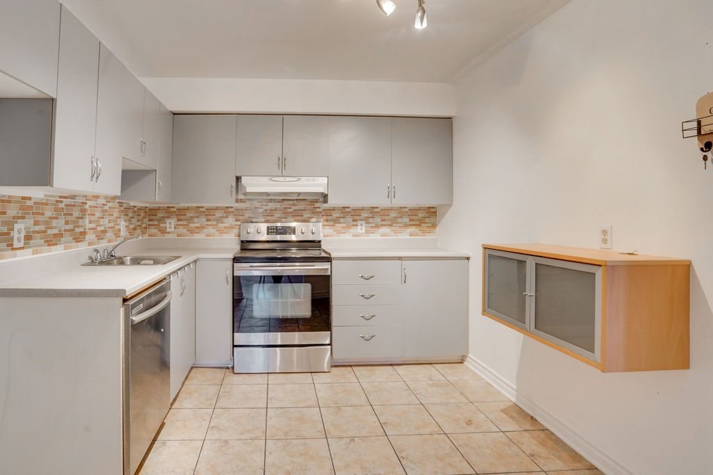 









165


Av. des Jonquilles

, 74,
Gatineau (Hull),




QC
J9A2L4

