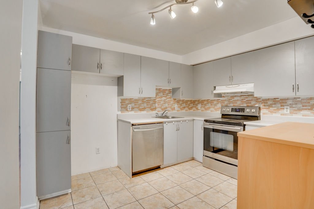 









165


Av. des Jonquilles

, 74,
Gatineau (Hull),




QC
J9A2L4

