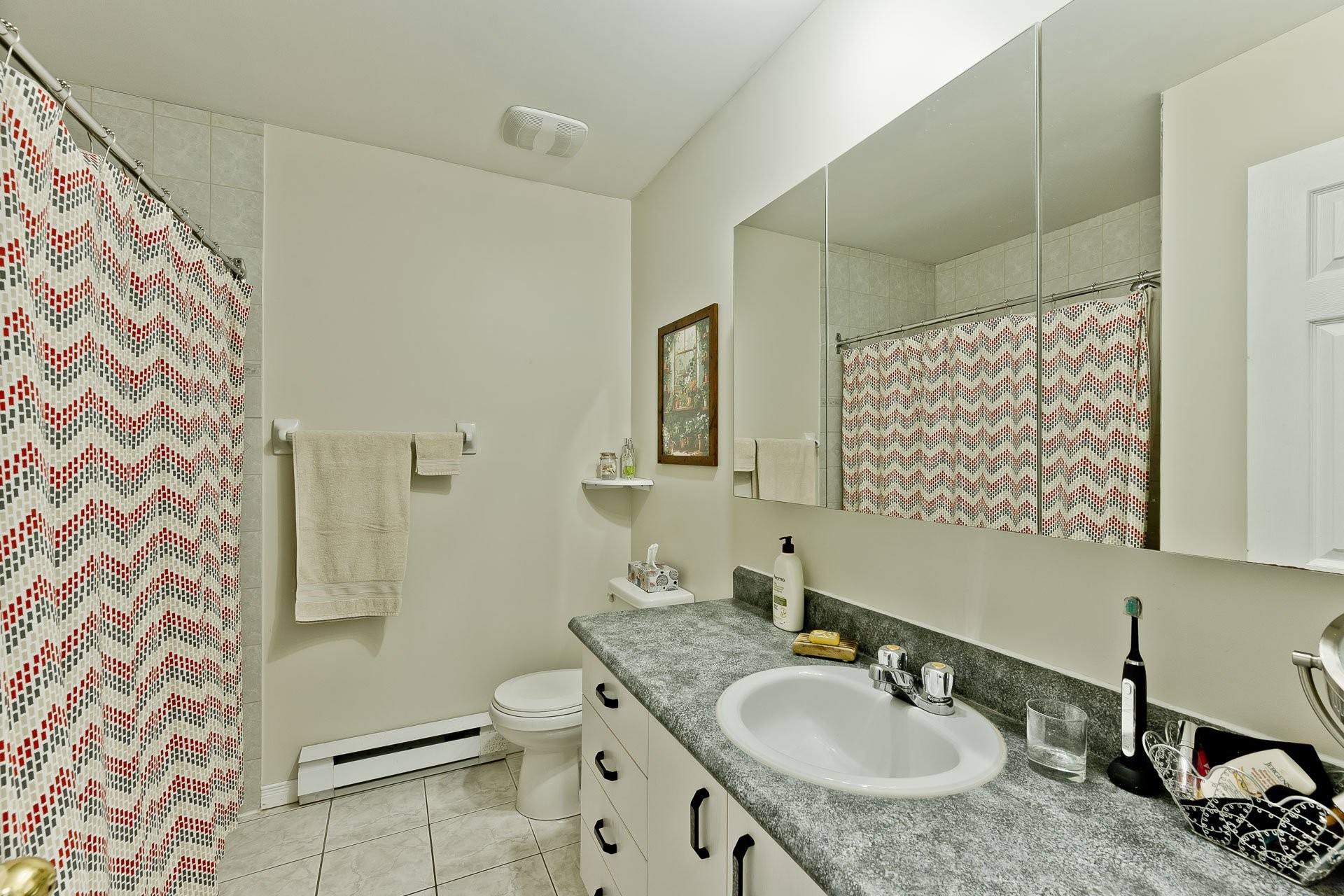 









3686

 - 3690


Rue Duclos

,
Sherbrooke (Les Nations),




QC
J1L2R6

