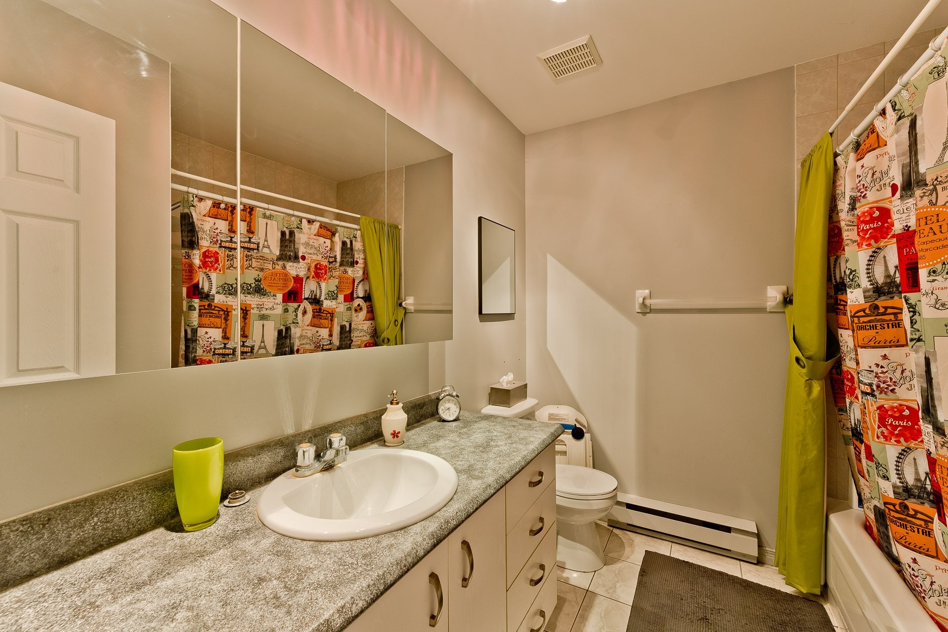 









3686

 - 3690


Rue Duclos

,
Sherbrooke (Les Nations),




QC
J1L2R6

