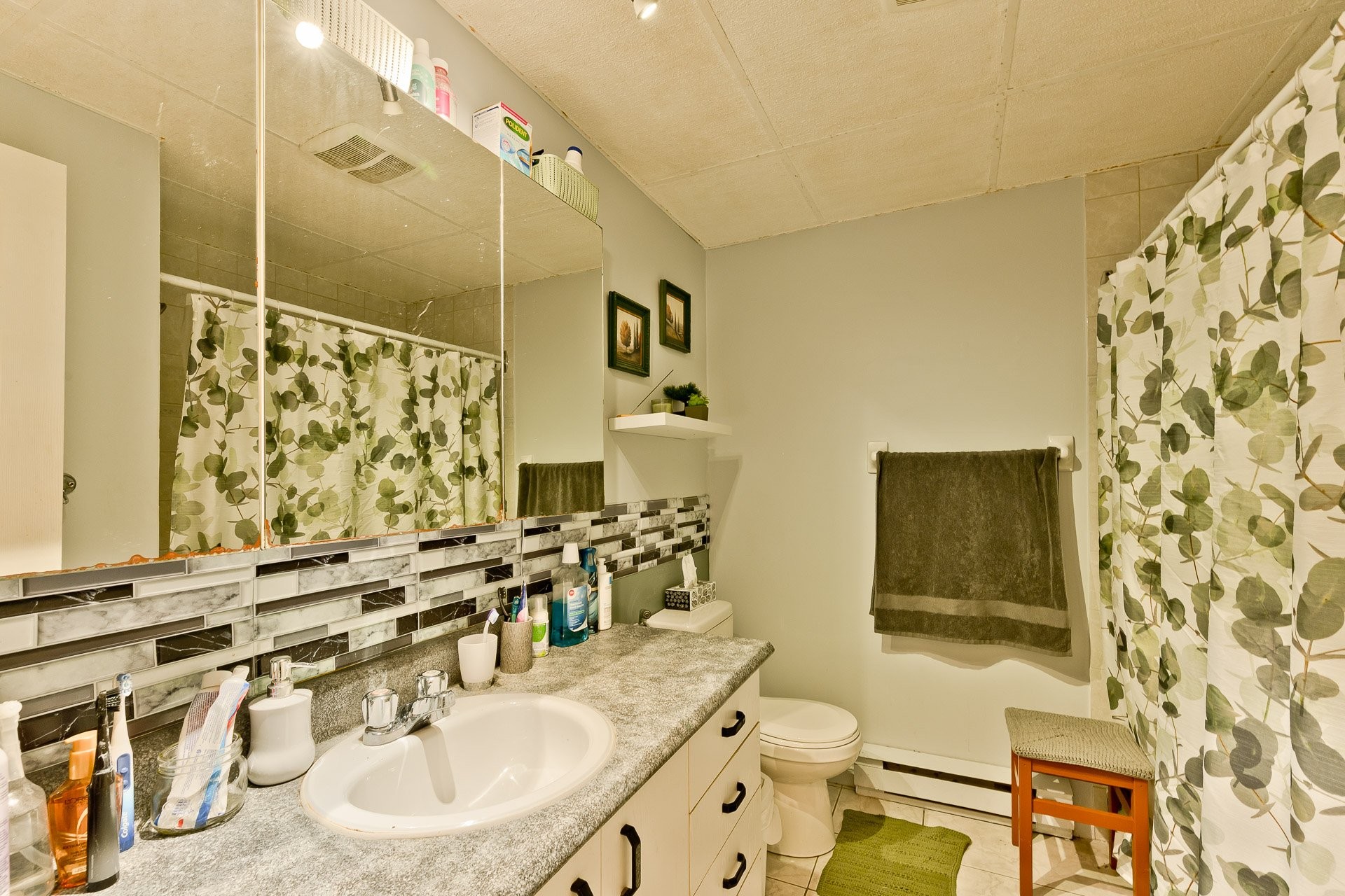 









3686

 - 3690


Rue Duclos

,
Sherbrooke (Les Nations),




QC
J1L2R6

