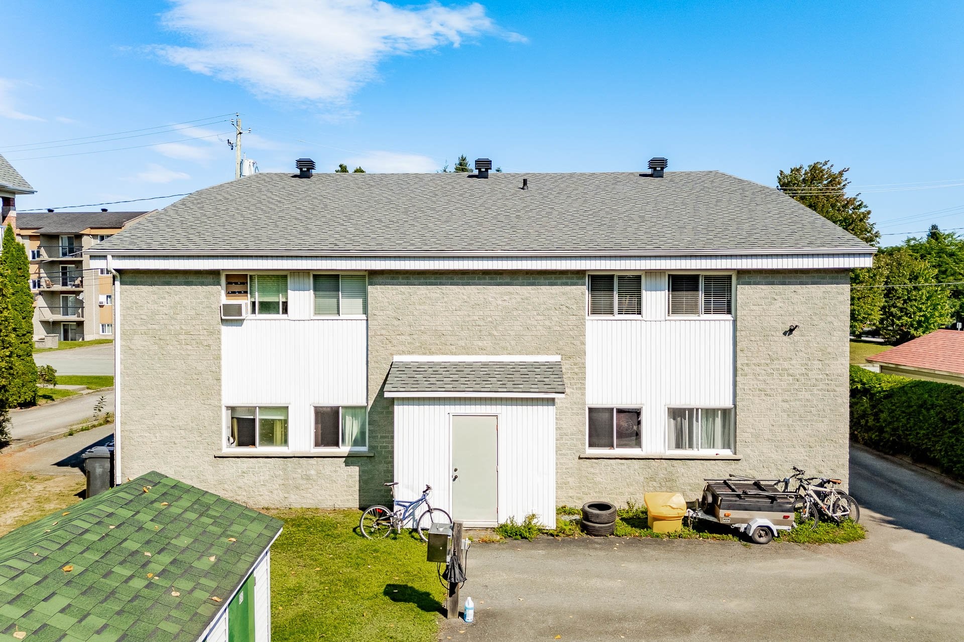 









3686

 - 3690


Rue Duclos

,
Sherbrooke (Les Nations),




QC
J1L2R6

