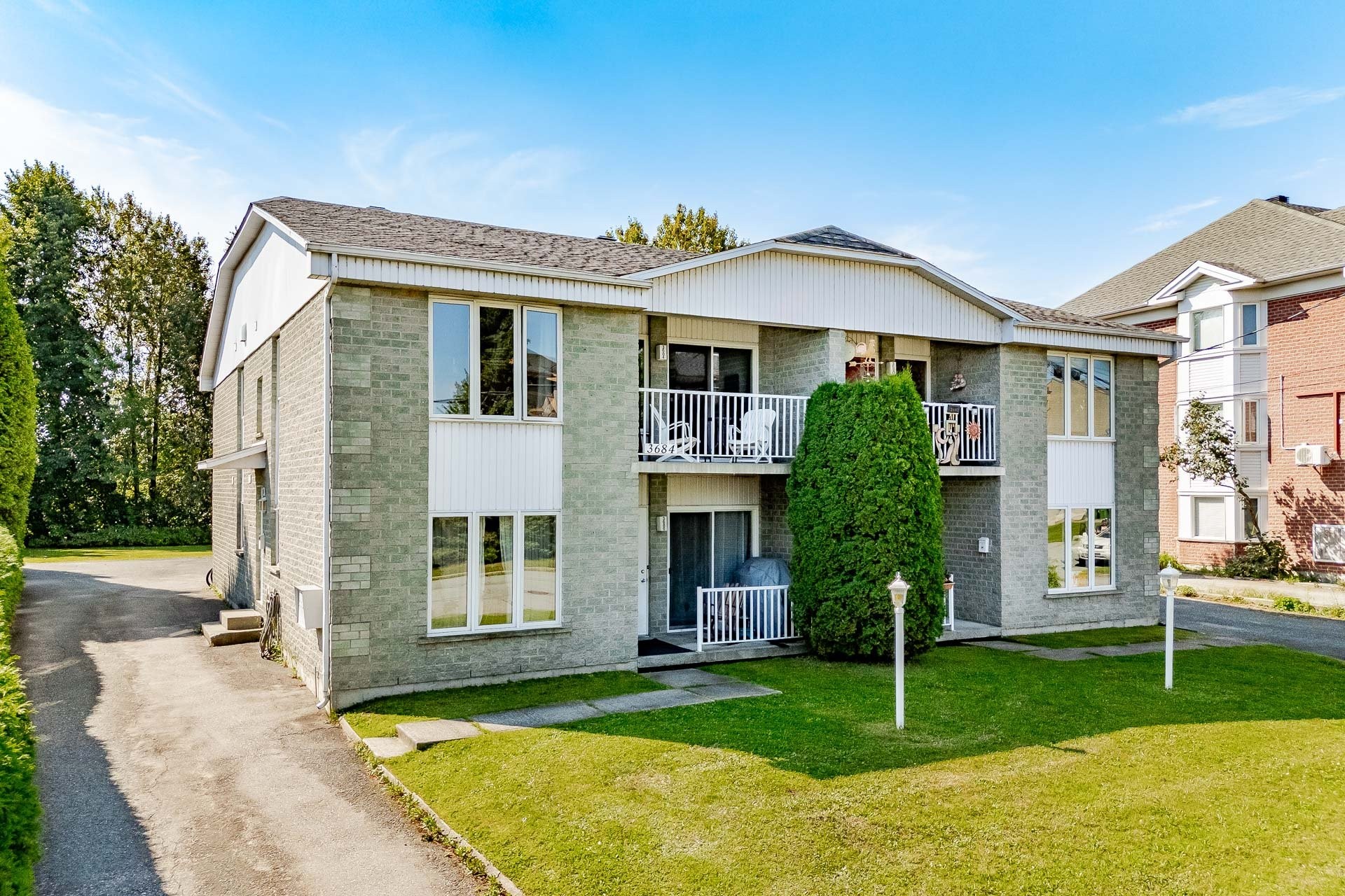 









3686

 - 3690


Rue Duclos

,
Sherbrooke (Les Nations),




QC
J1L2R6

