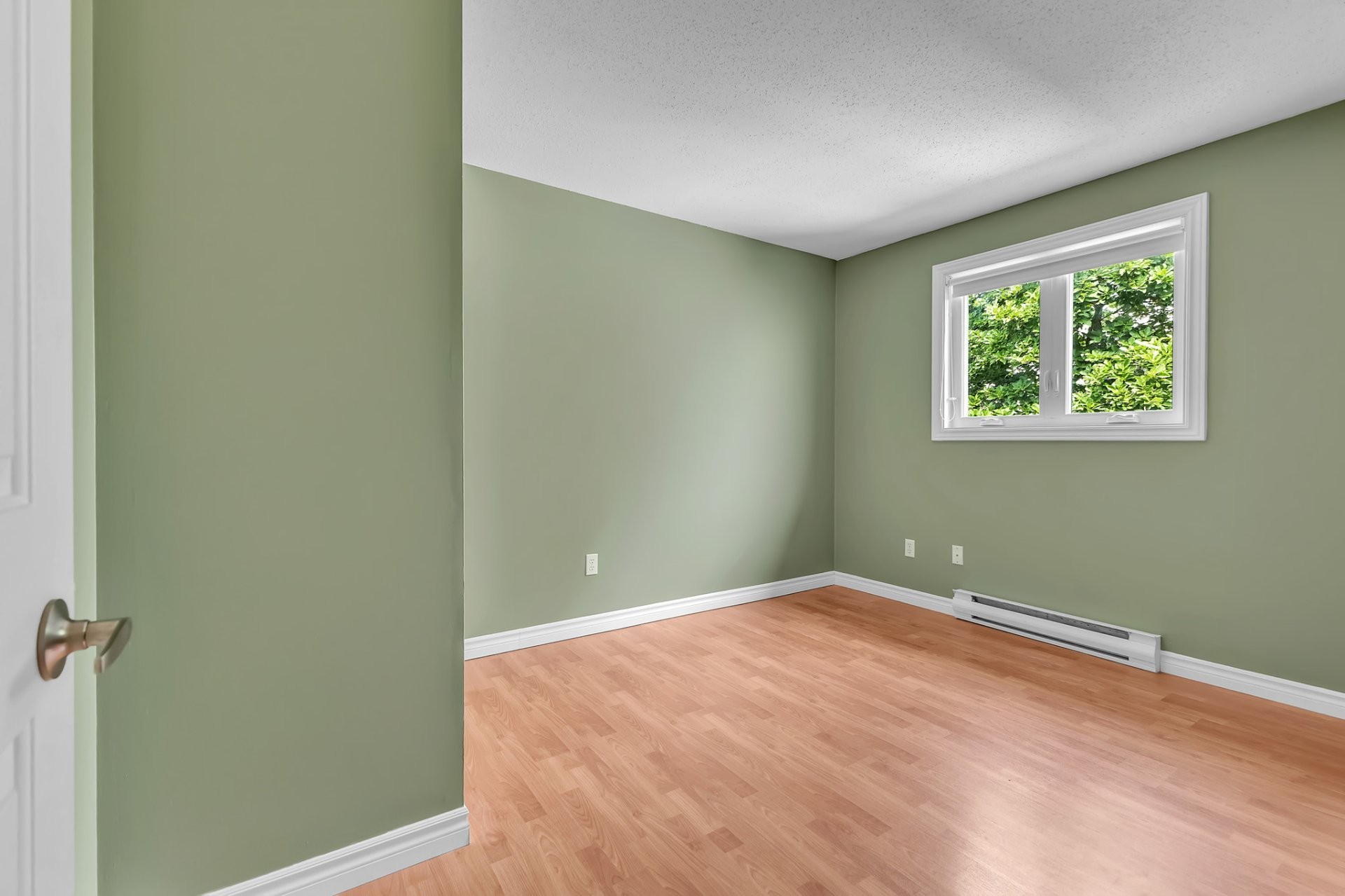 









275


Rue A.-Primeau

,
Gatineau (Gatineau),




QC
J8R2H4

