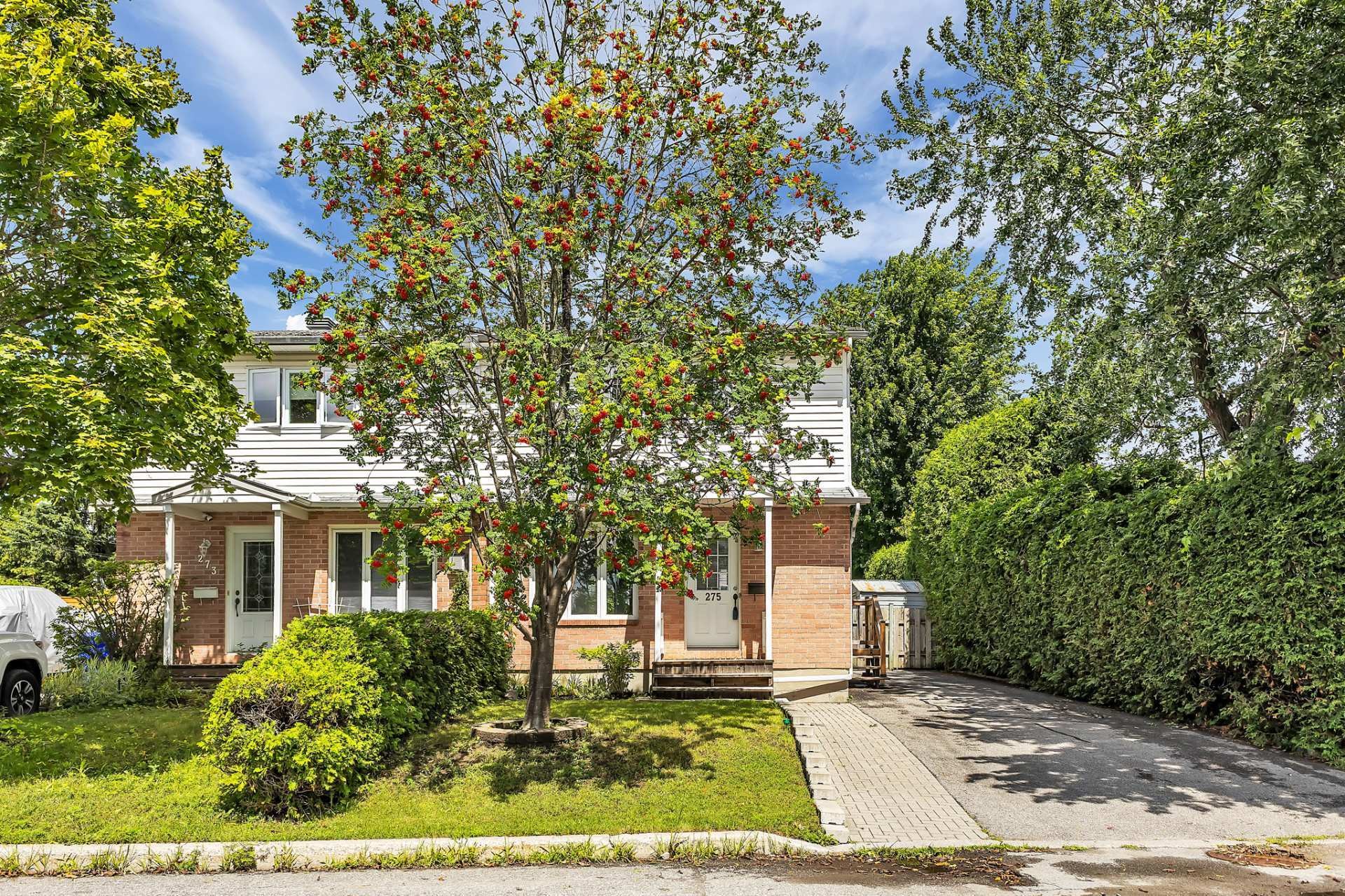









275


Rue A.-Primeau

,
Gatineau (Gatineau),




QC
J8R2H4

