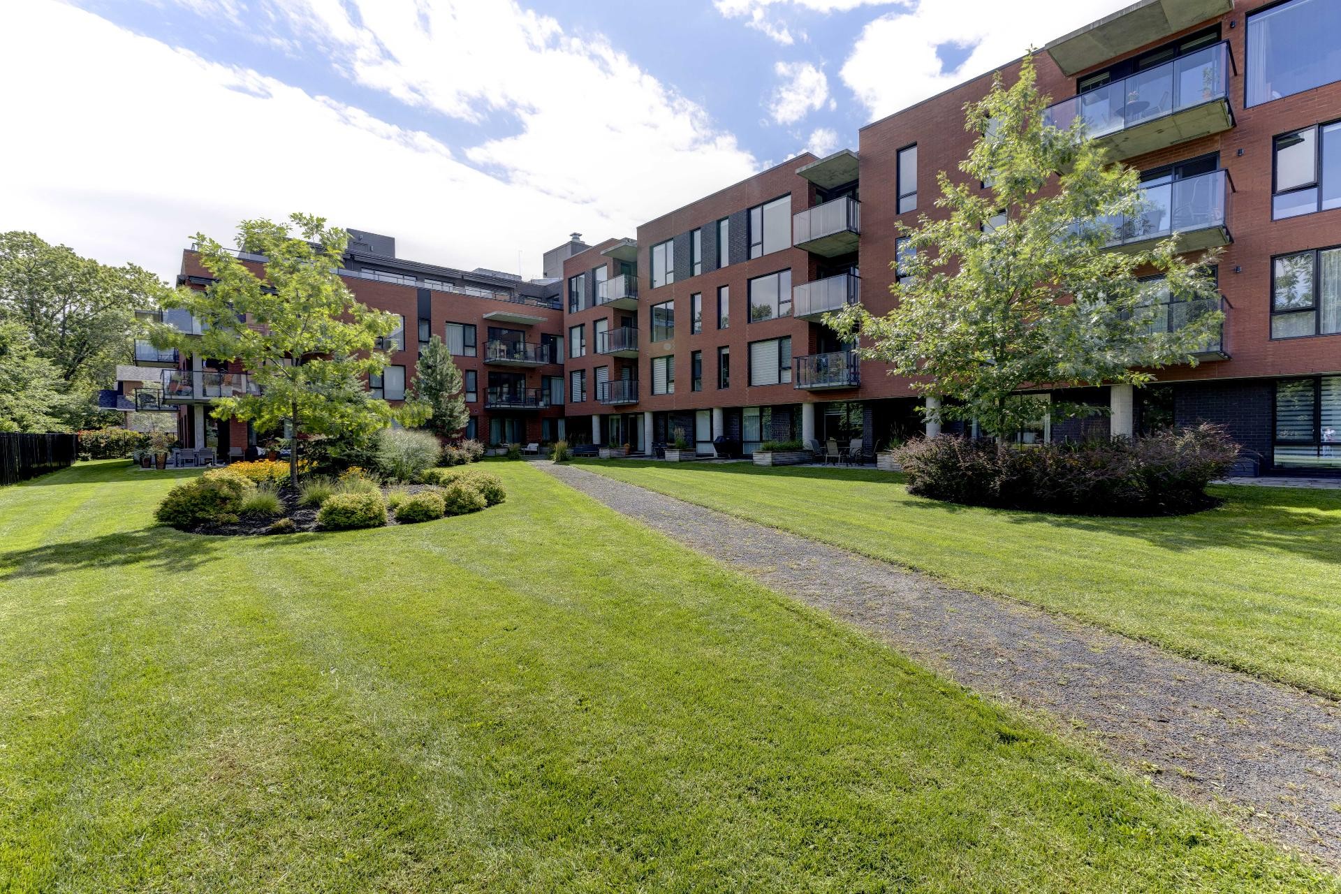 









385


Rue Joliette

, 308,
Longueuil (Le Vieux-Longueuil),




QC
J4K0C1

