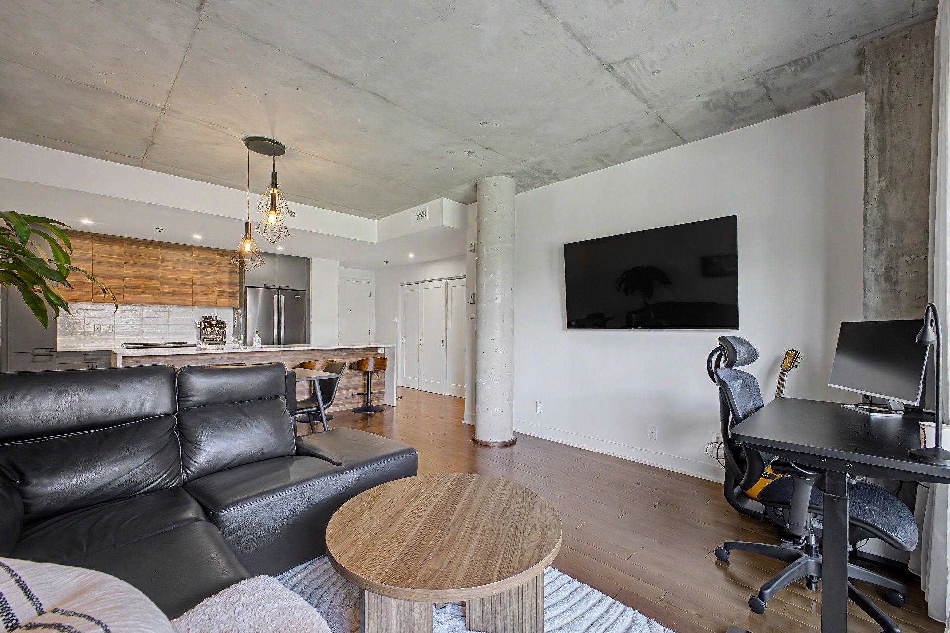 









385


Rue Joliette

, 308,
Longueuil (Le Vieux-Longueuil),




QC
J4K0C1

