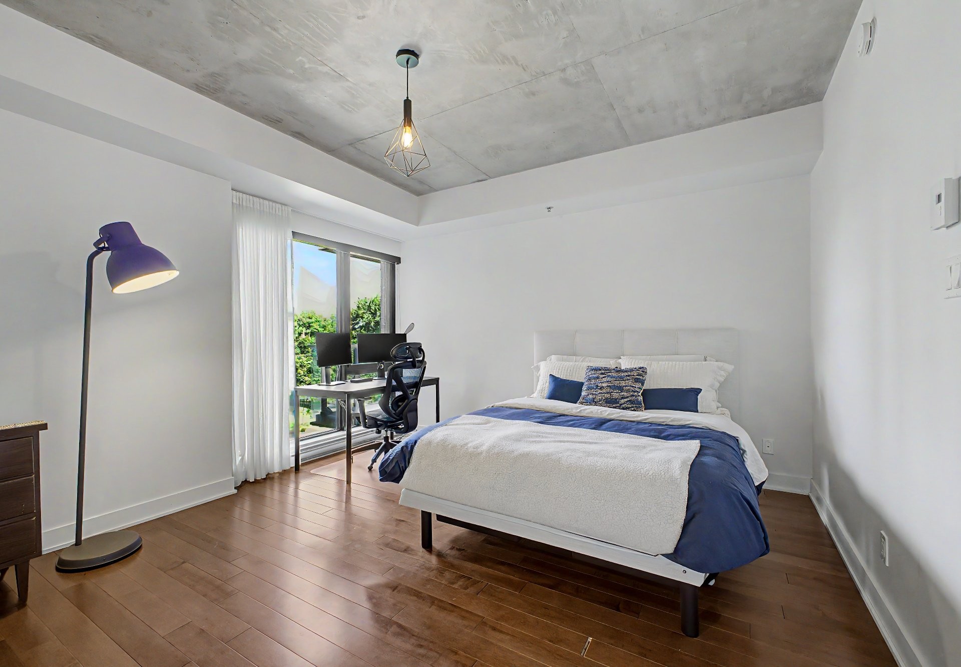 









385


Rue Joliette

, 308,
Longueuil (Le Vieux-Longueuil),




QC
J4K0C1

