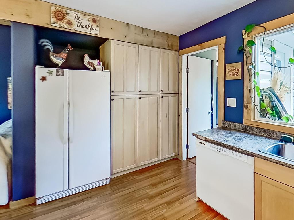 









28260


Ness Lake

Road,
Prince George,




BC
V2K 5N1

