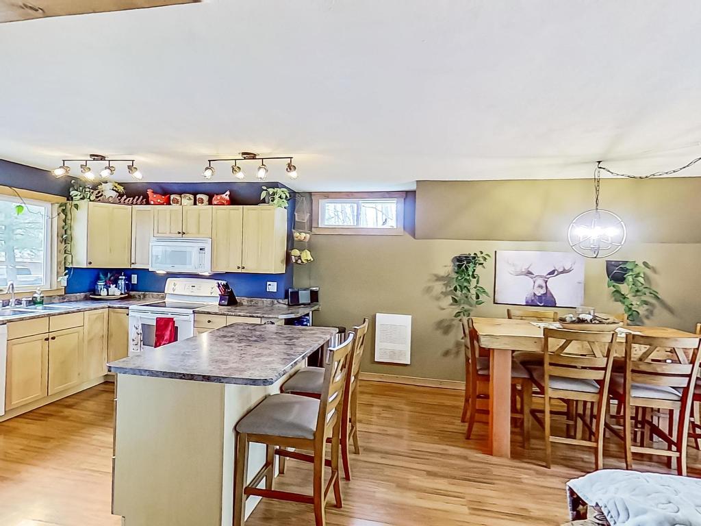 









28260


Ness Lake

Road,
Prince George,




BC
V2K 5N1

