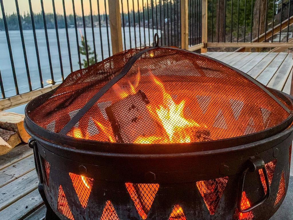 









4050


Meier

Road East,
Cluculz Lake,







BC
V0J 3A3

