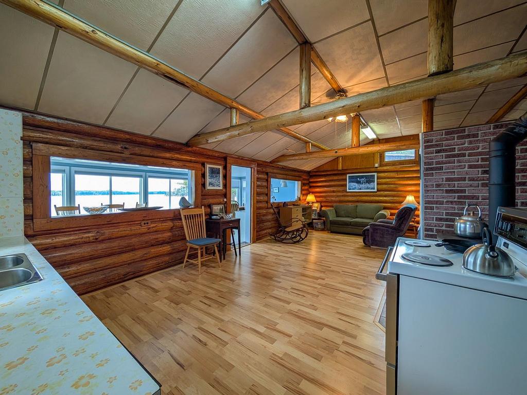 









4050


Meier

Road East,
Cluculz Lake,







BC
V0J 3A3

