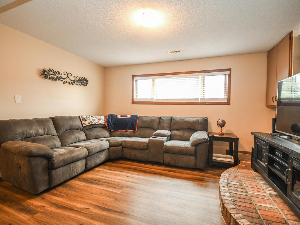 









2904


Christopher

Crescent,
Prince George,




BC
V2N 4S4

