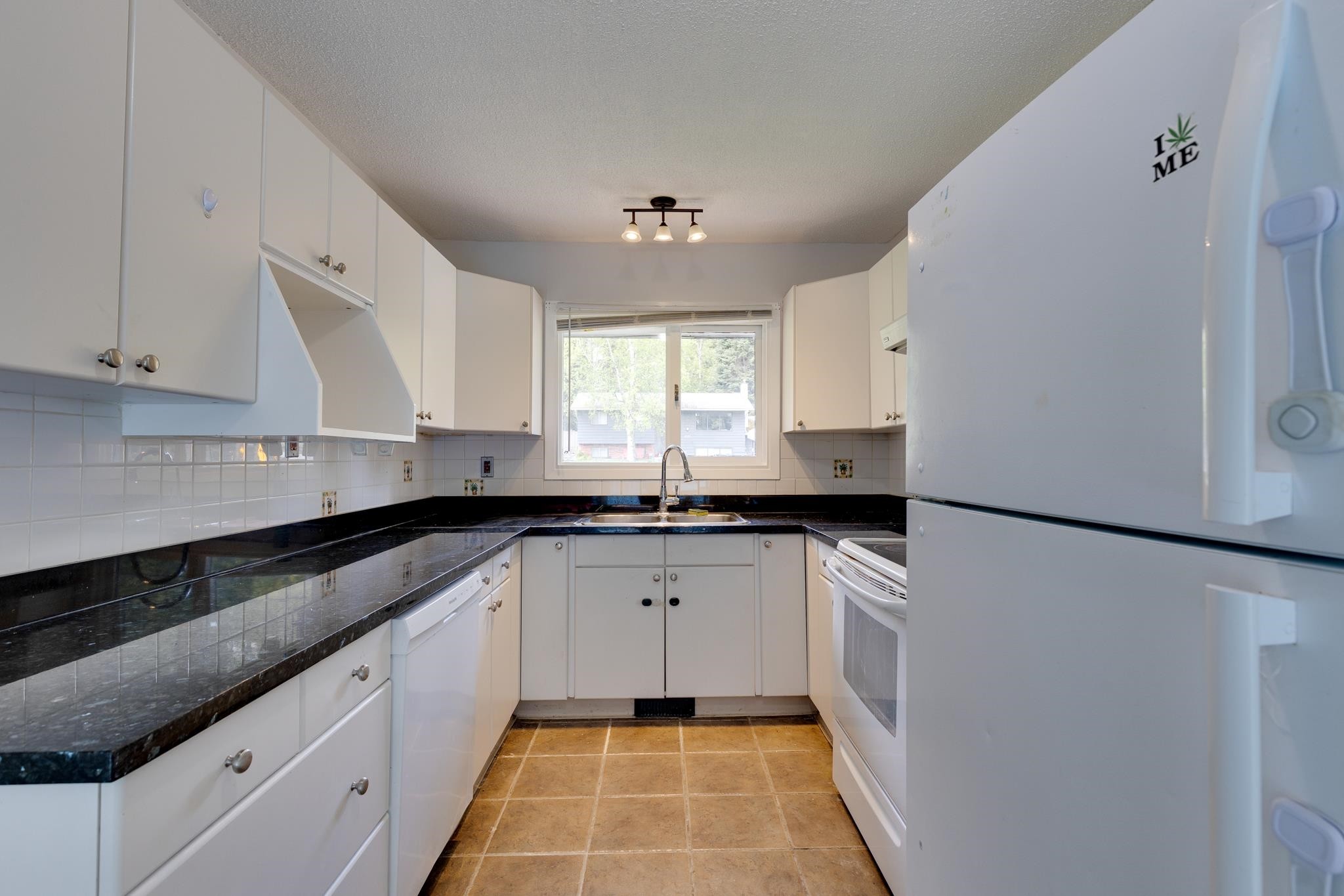 









6254


Crown

Drive,
Prince George,




BC
V2K 2E8

