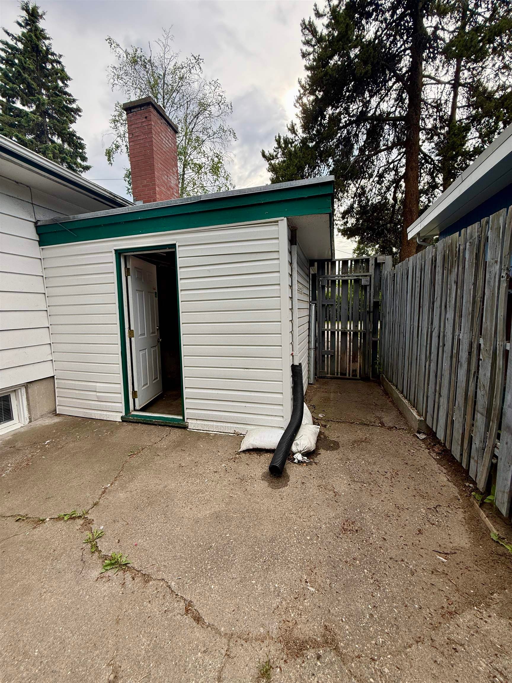 









156


Douglas

Street,
Prince George,




BC
V2M 2L8

