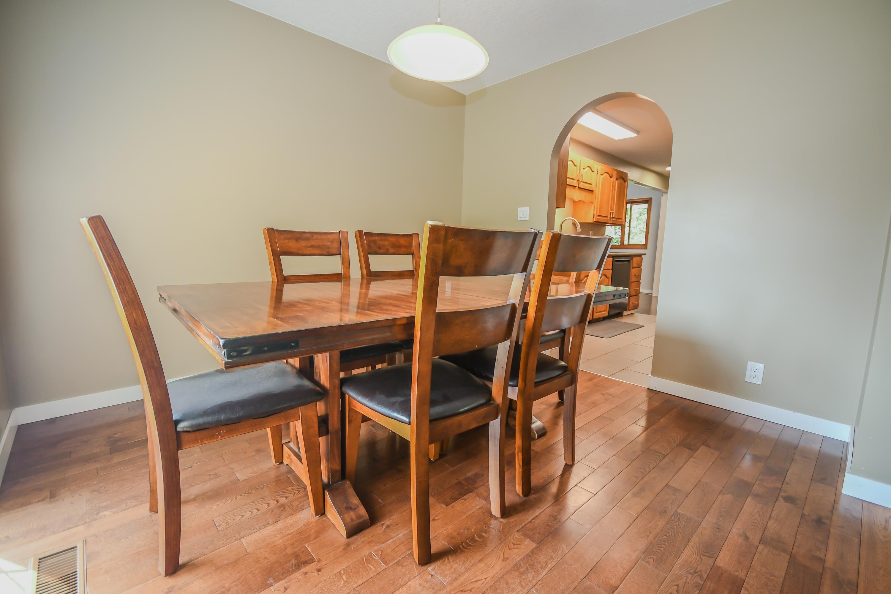 









5125


Simon Fraser

Avenue,
Prince George,




BC
V2N 2B7


