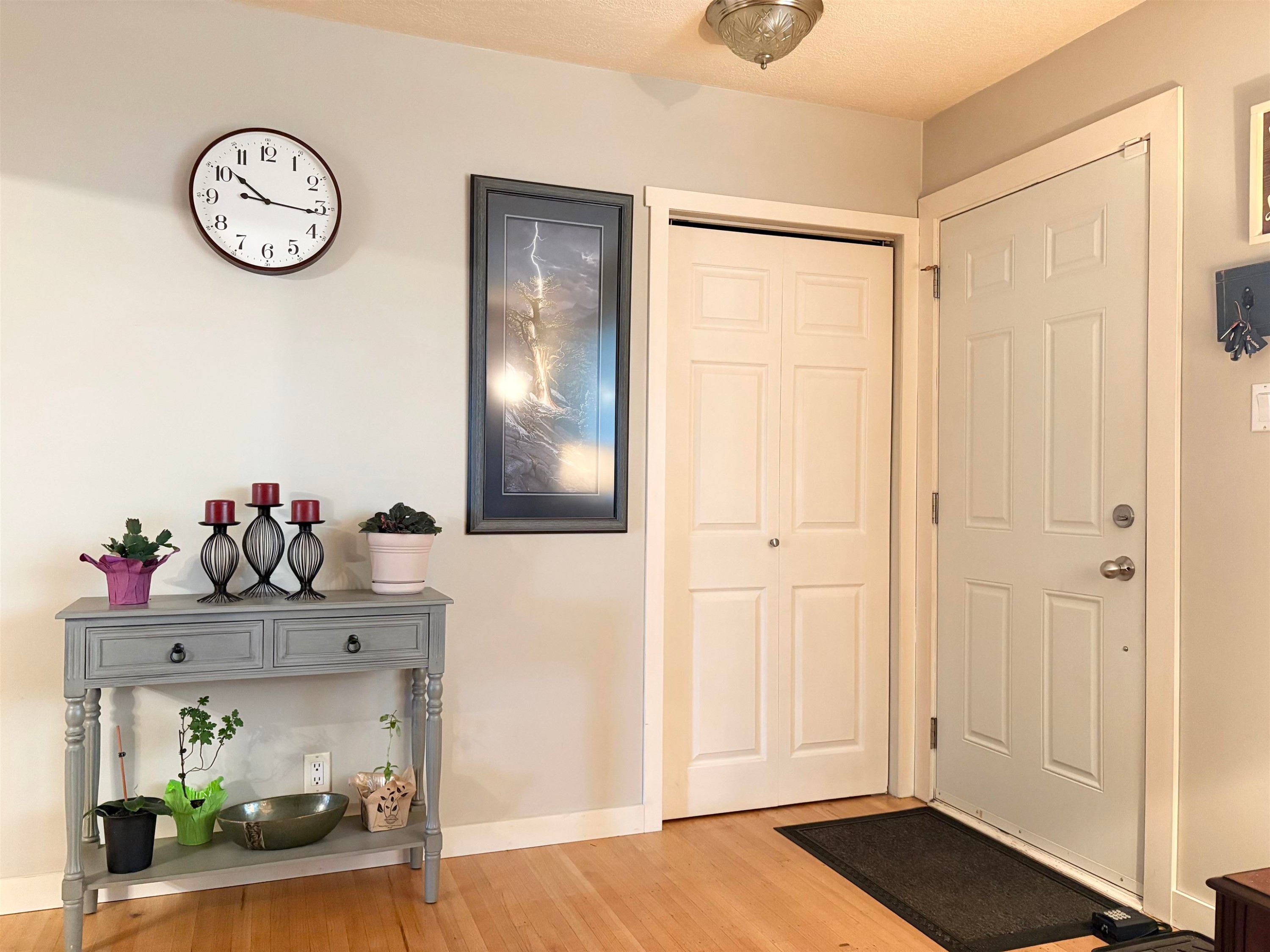 









298


Quinn

Street North,
Prince George,




BC
V2M 3J5

