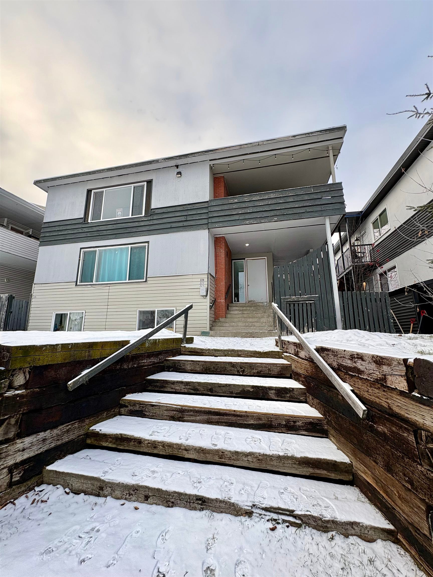 









221


Gillett

Street,
Prince George,




BC
V2M 2T3

