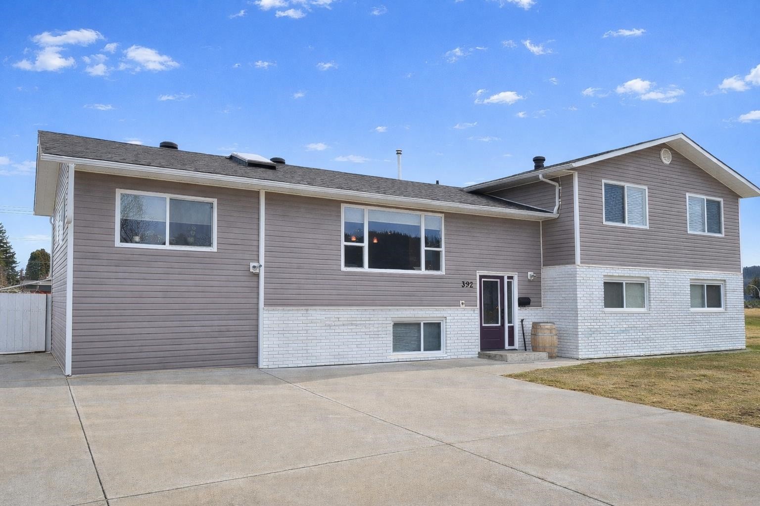 









392


Green

Place,
Prince George,




BC
V2M 6A2

