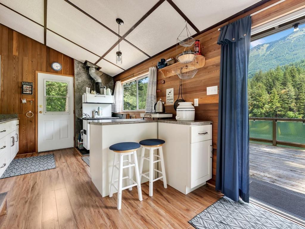 









DL 184


Cascade

Bay, BLK C,
Harrison Hot Springs,




BC
V0M 1K0

