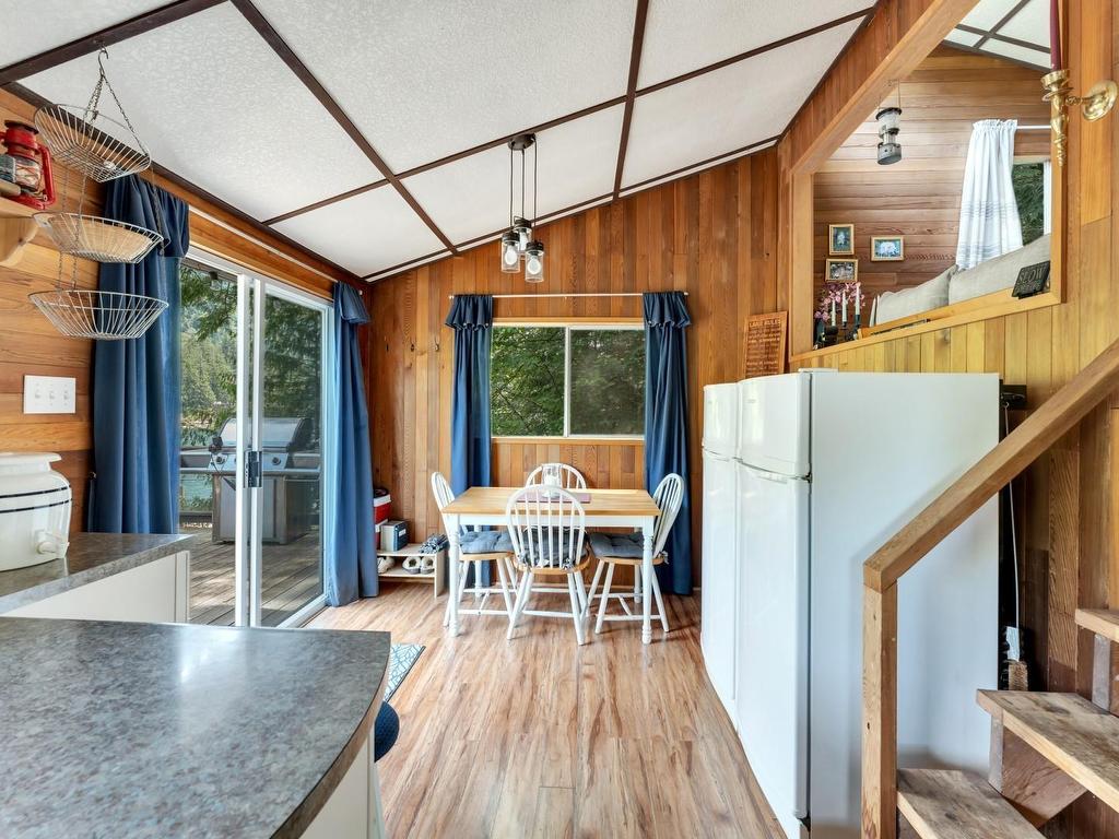 









DL 184


Cascade

Bay, BLK C,
Harrison Hot Springs,




BC
V0M 1K0

