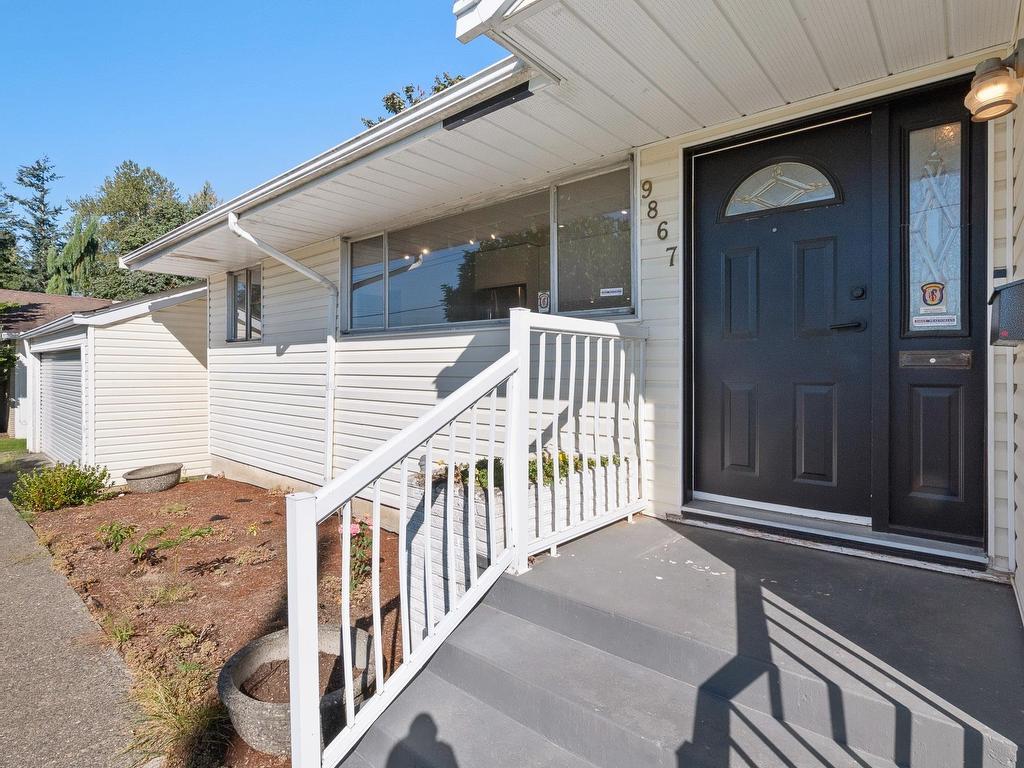 









9867


Inglewood

Crescent,
Chilliwack,




BC
V2P 5L7

