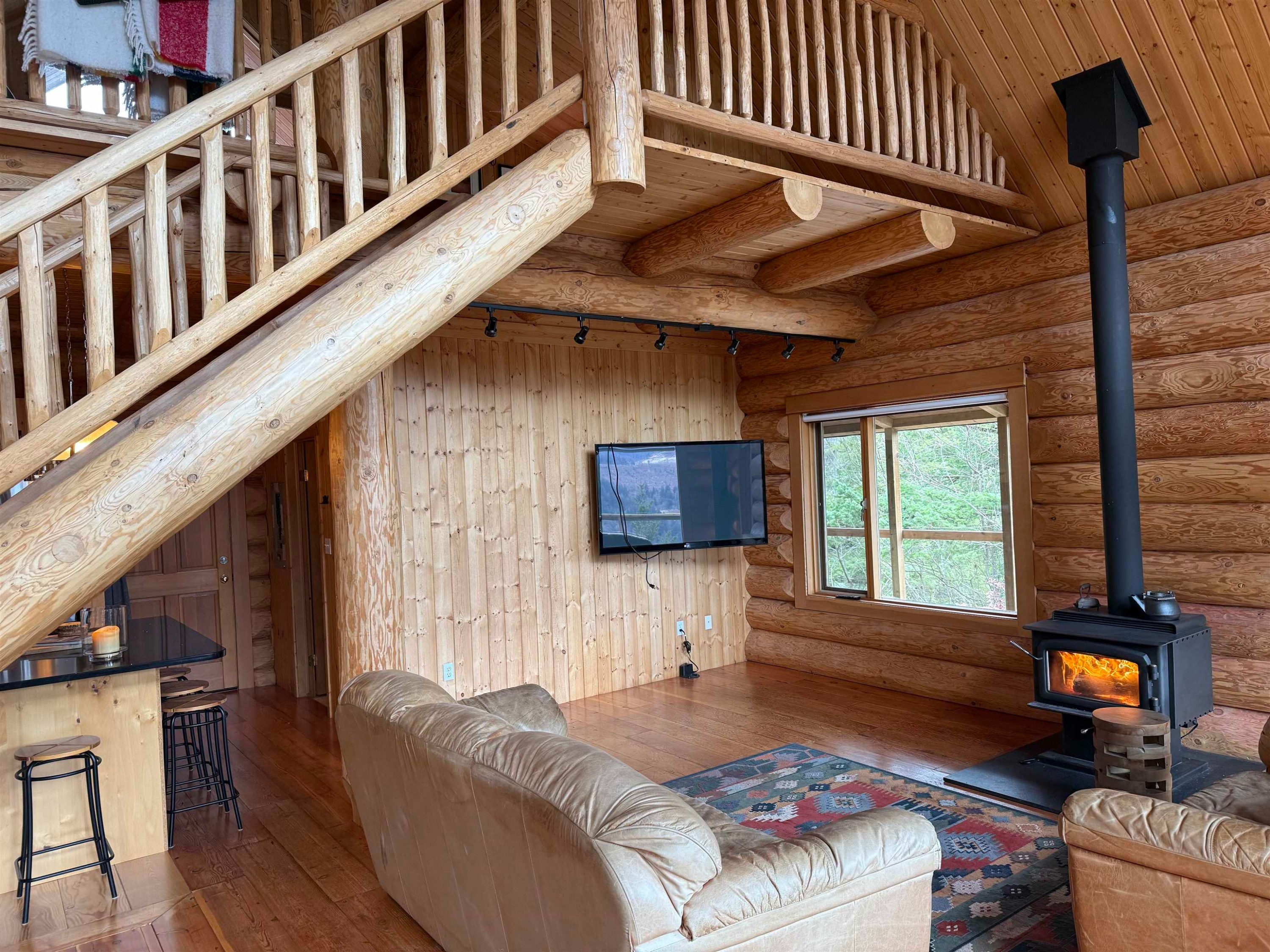 









21885


Union Bar

Road,
Hope,




BC
V2X 1L1

