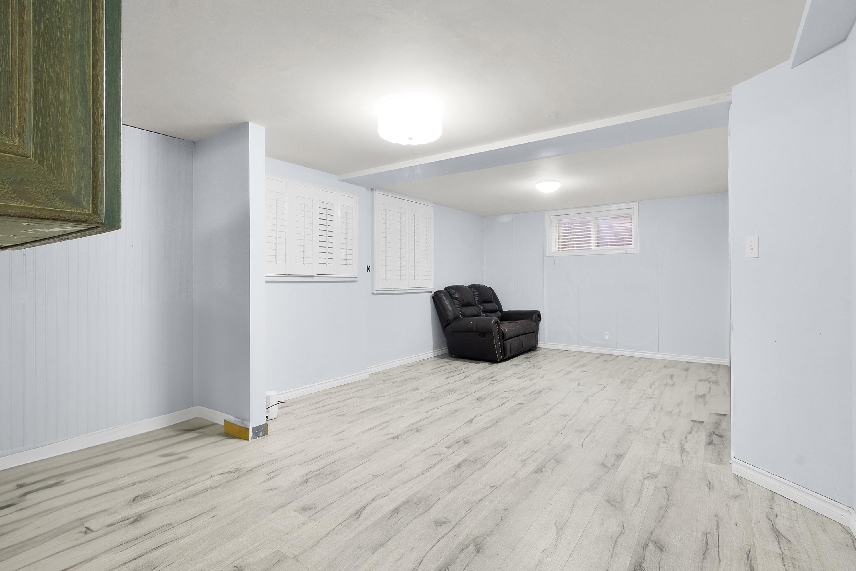 









591


5th

Avenue,
Hope,




BC
V0X 1L0

