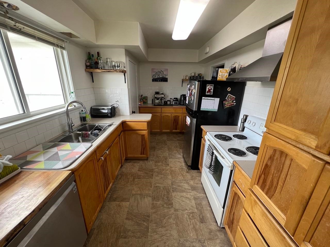 









46183


First

Avenue,
Chilliwack,




BC
V2P 1W4

