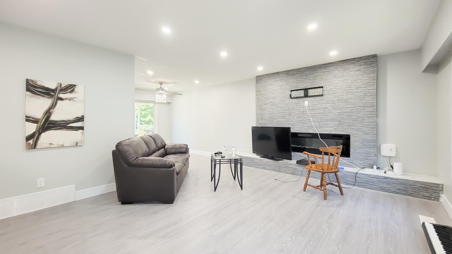 









45408


Spartan

Crescent,
Chilliwack,




BC
V2P 6V2

