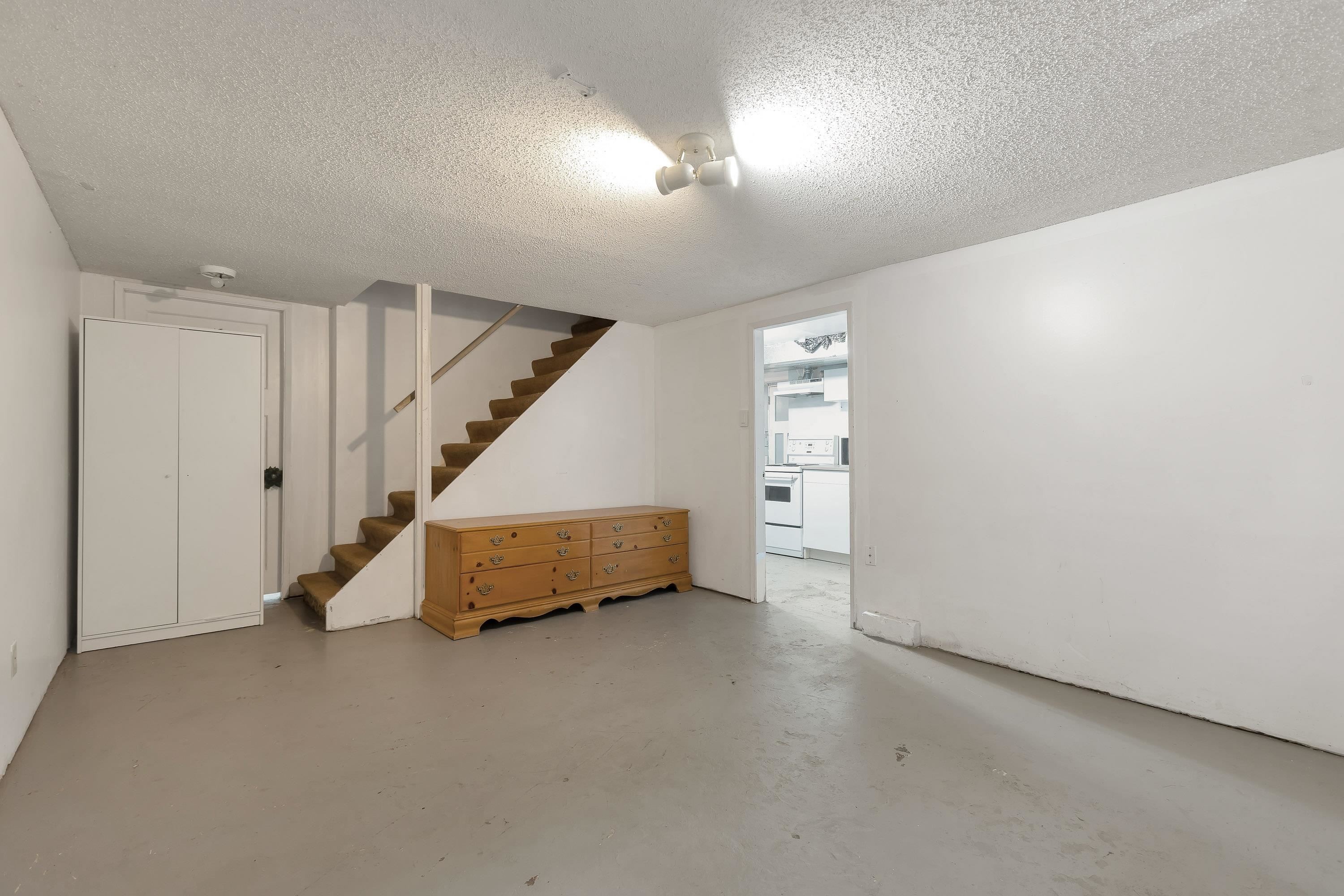 









9500


Woodbine

Street,
Chilliwack,




BC
V2P 5S4

