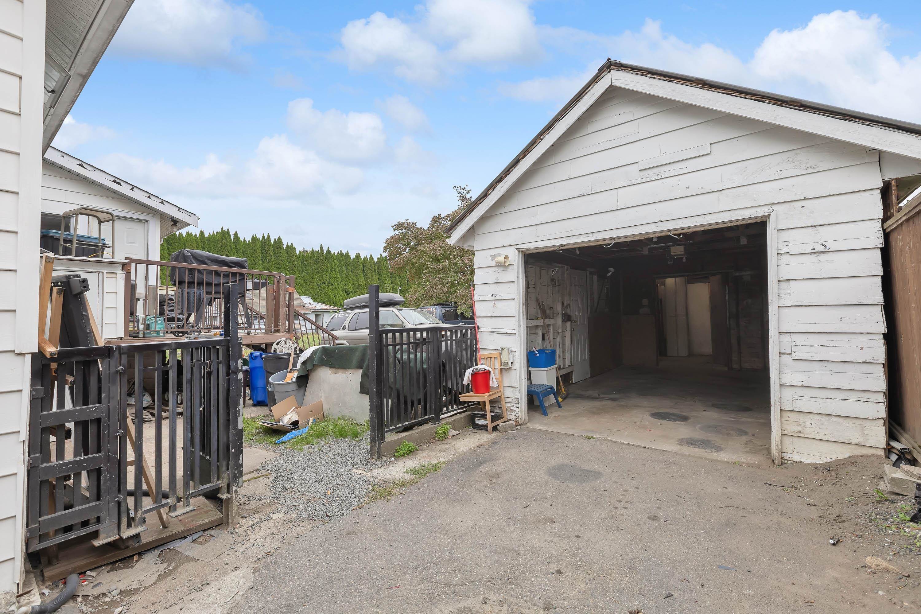 









9500


Woodbine

Street,
Chilliwack,




BC
V2P 5S4

