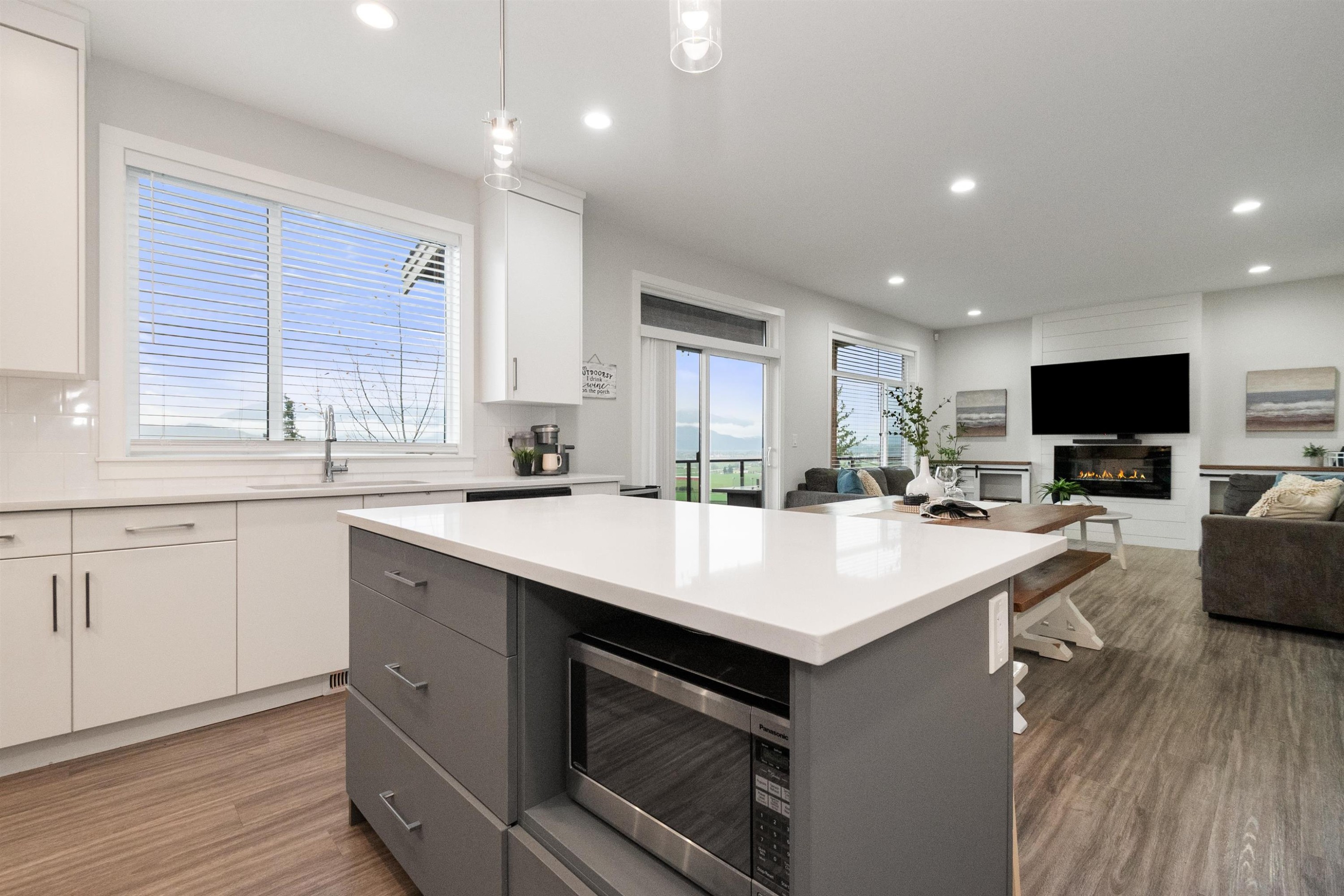 









6262


Rexford

Drive, 22,
Chilliwack,




BC
V2R 6B4

