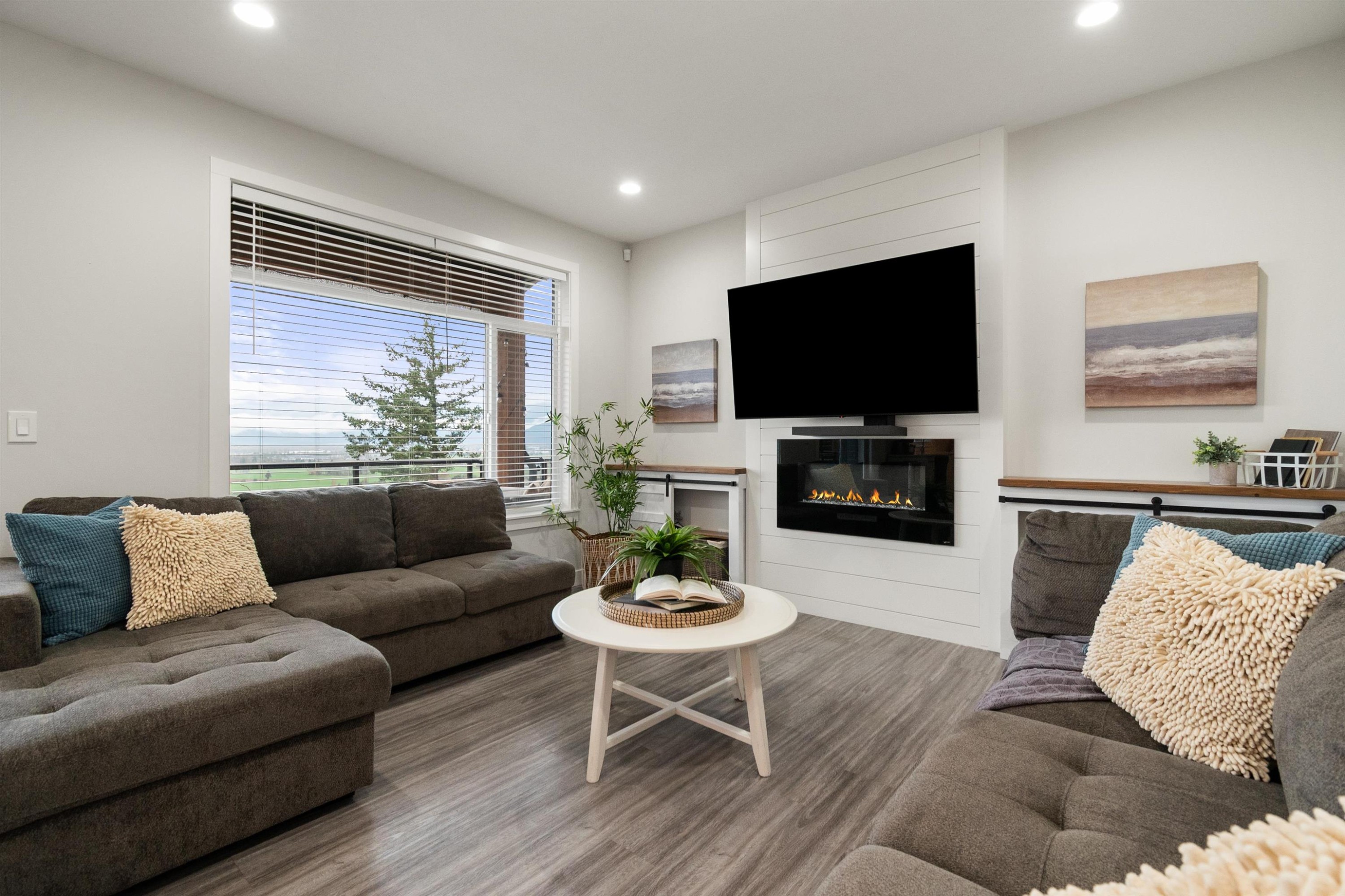 









6262


Rexford

Drive, 22,
Chilliwack,




BC
V2R 6B4


