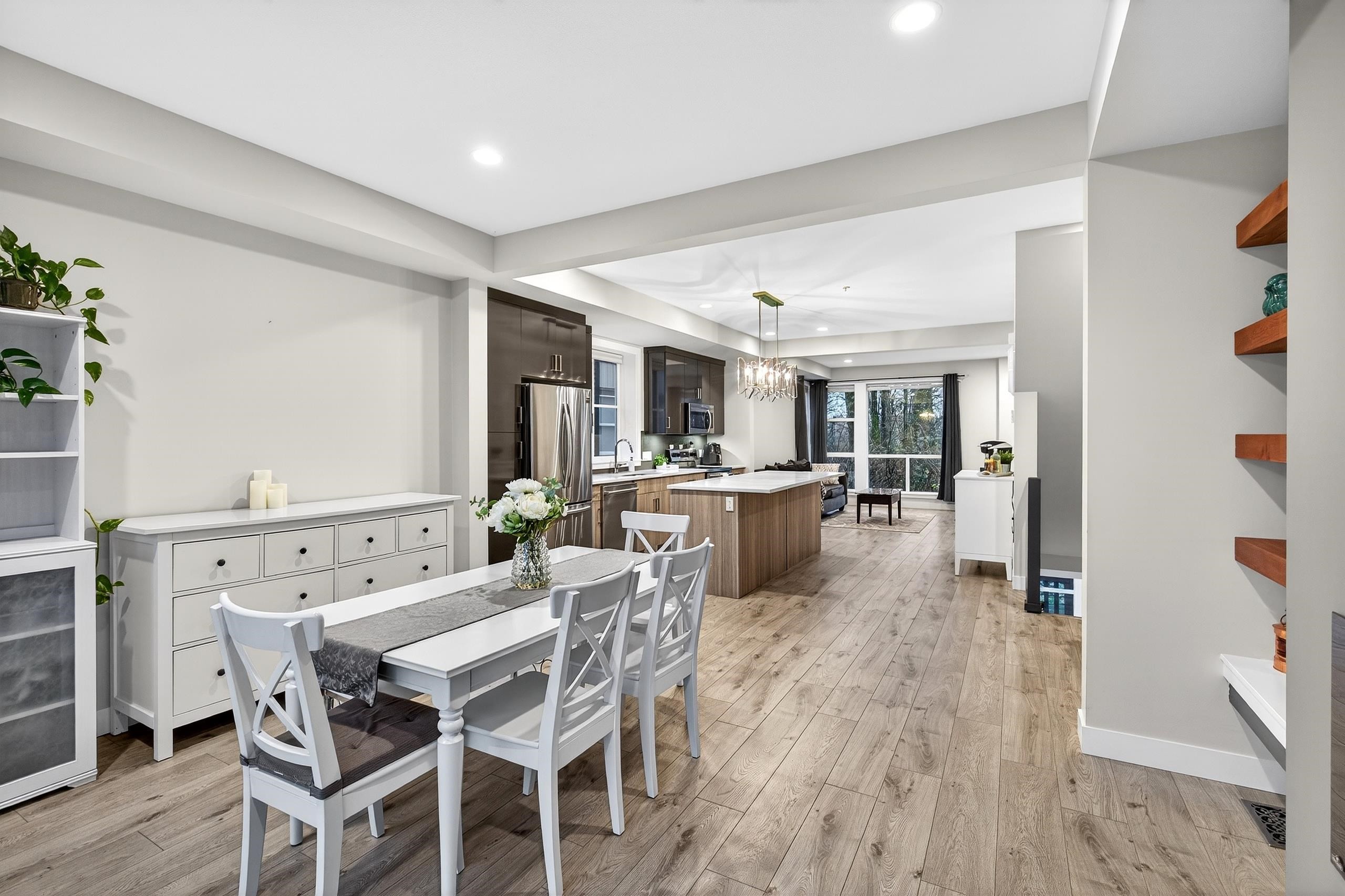 









8413


Midtown

Way, 51,
Chilliwack,




BC
V2P 0G7

