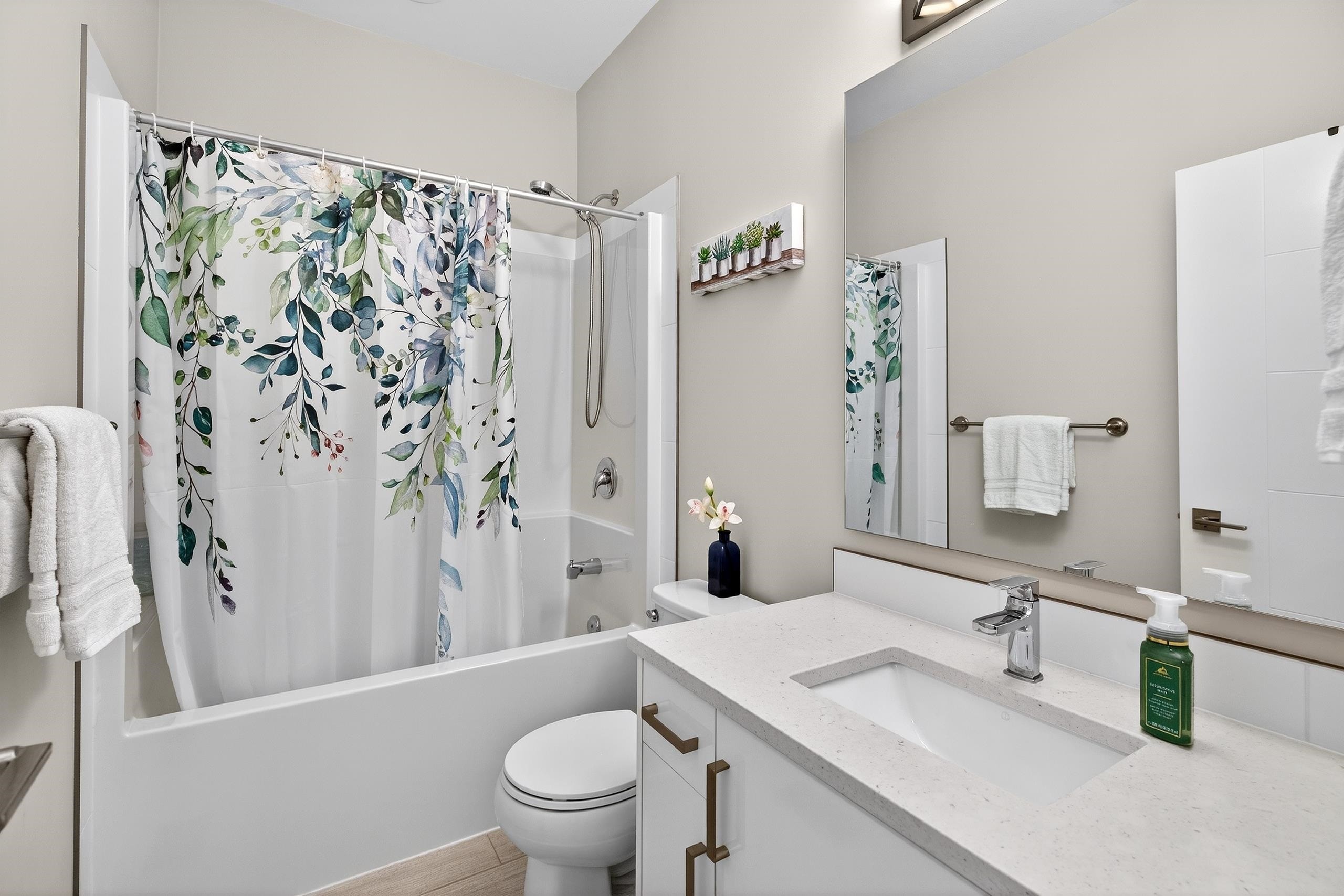 









8413


Midtown

Way, 51,
Chilliwack,




BC
V2P 0G7

