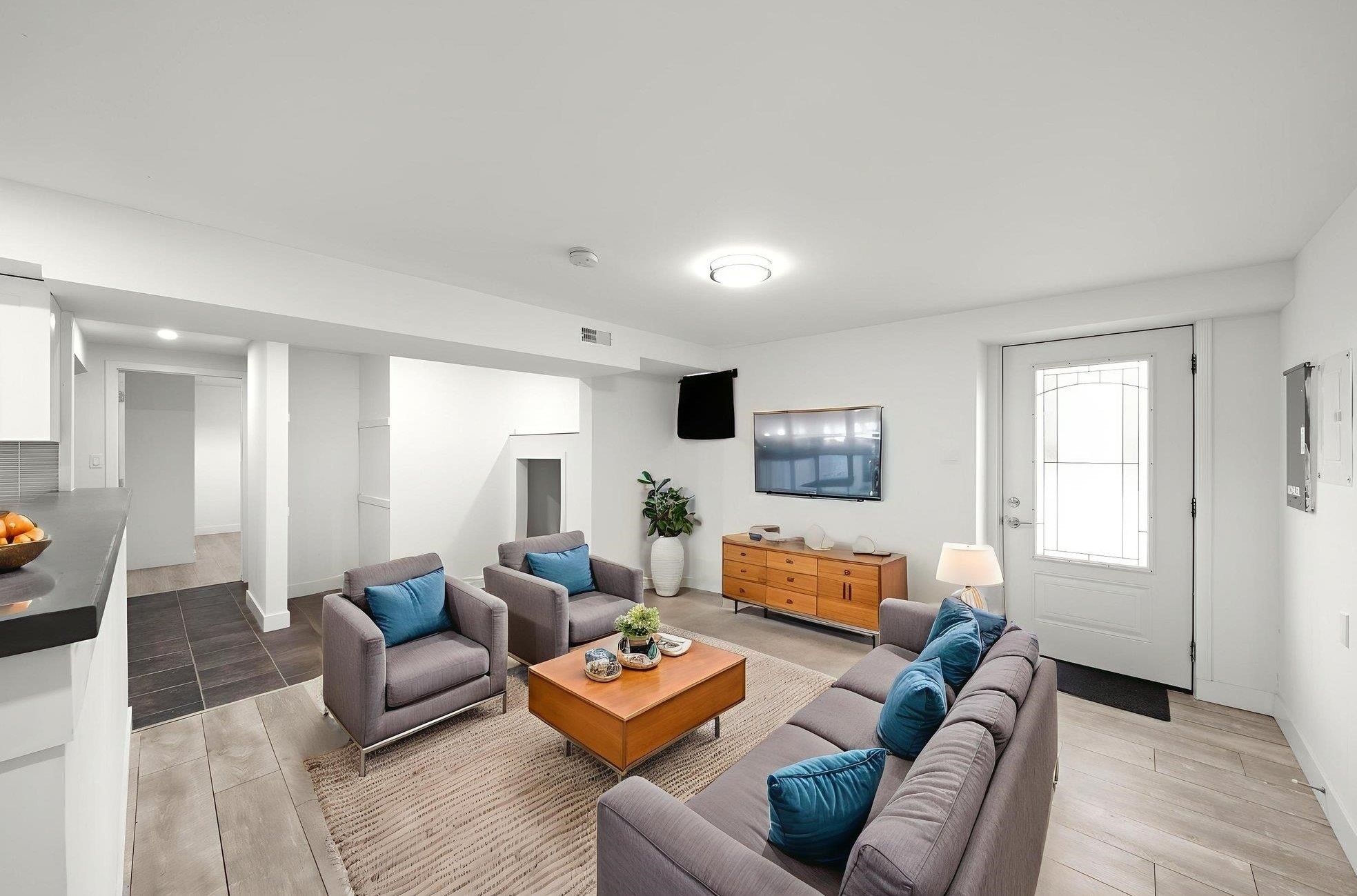 









650


Park

Street,
Hope,




BC
V0X 1L0

