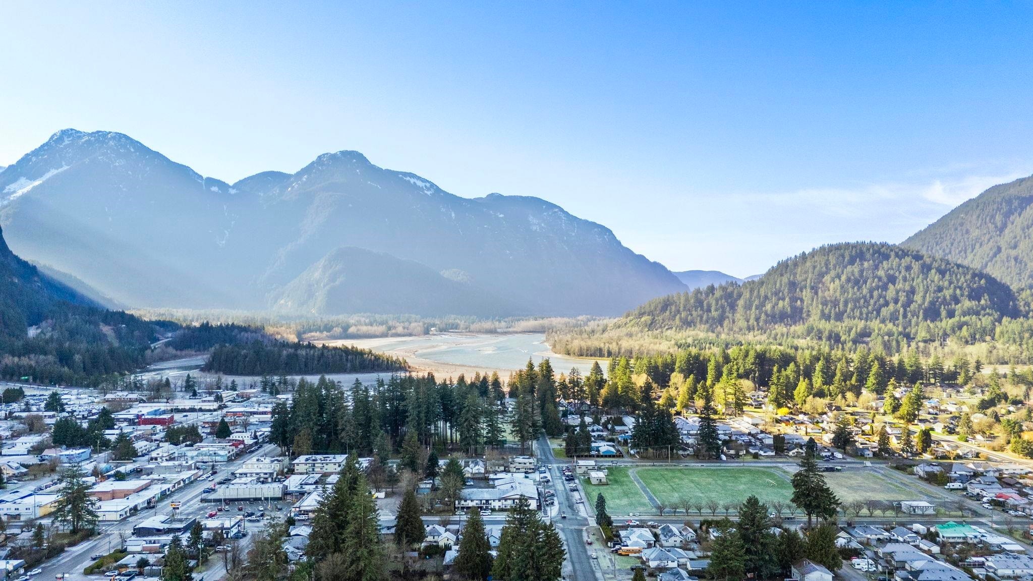 









650


Park

Street,
Hope,




BC
V0X 1L0

