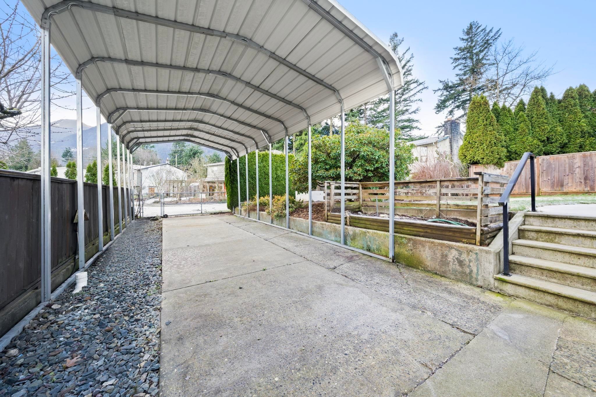 









650


Park

Street,
Hope,




BC
V0X 1L0

