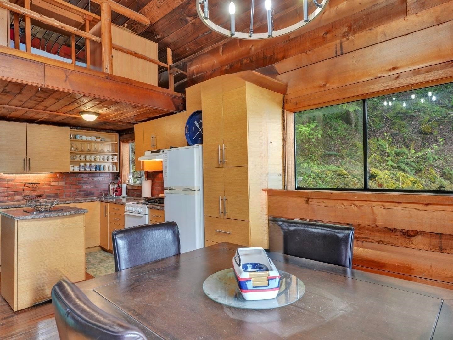 









DL 492


Cascade

Bay, BLK A,
Harrison Hot Springs,







BC
V0M 1K0

