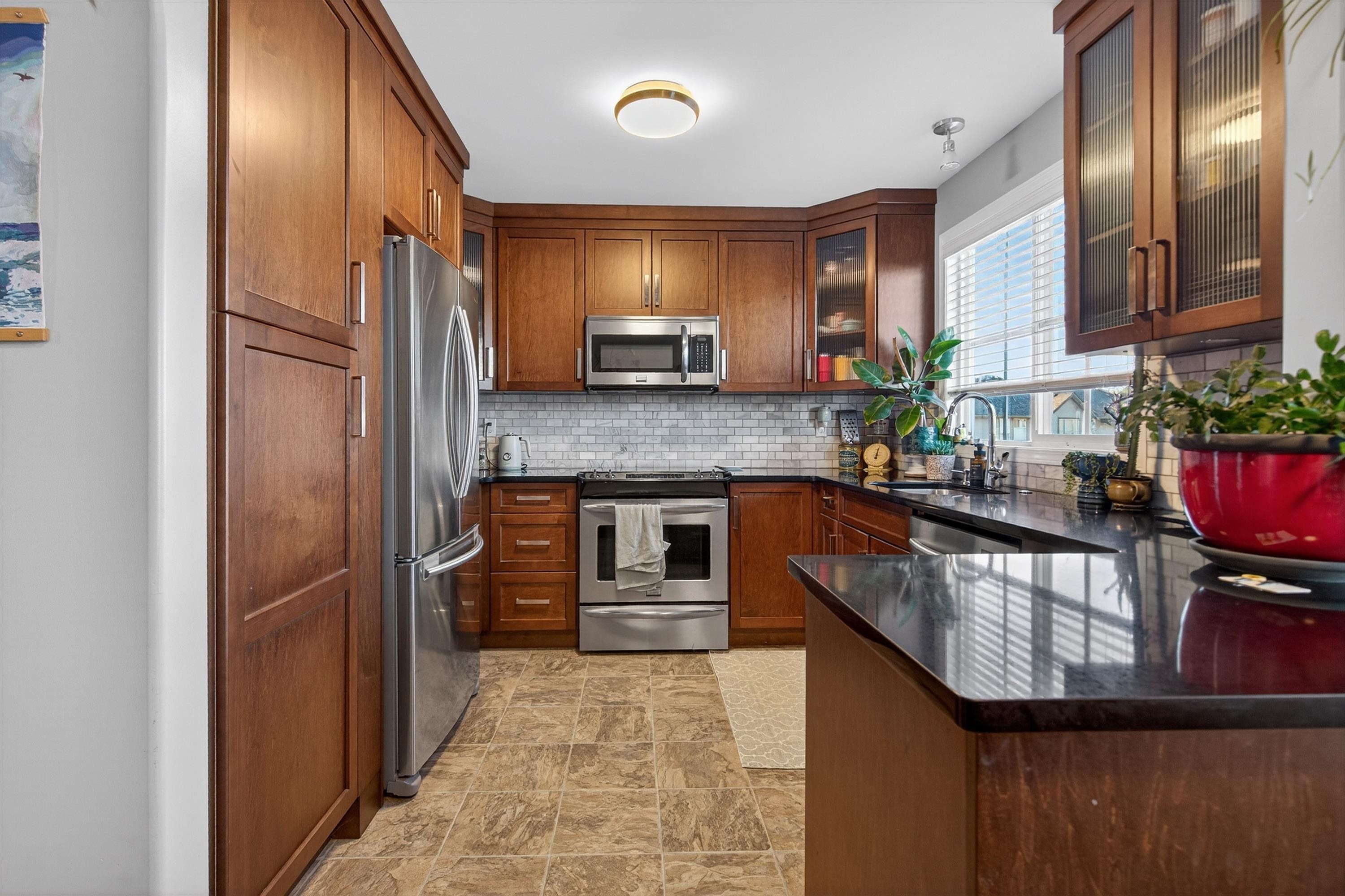 









46360


Valleyview

Road, 11,
Chilliwack,




BC
V2R 5L7

