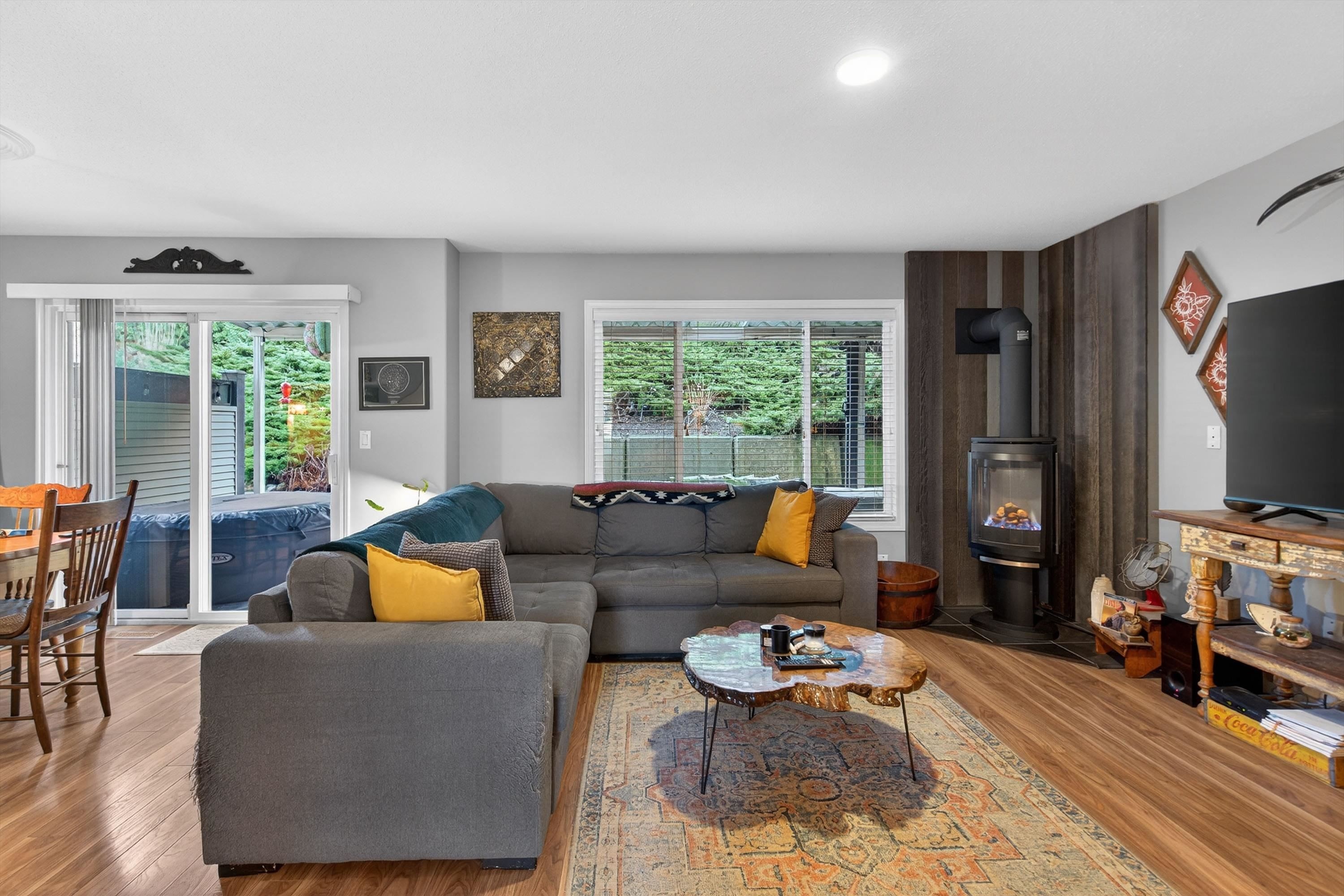 









46360


Valleyview

Road, 11,
Chilliwack,




BC
V2R 5L7

