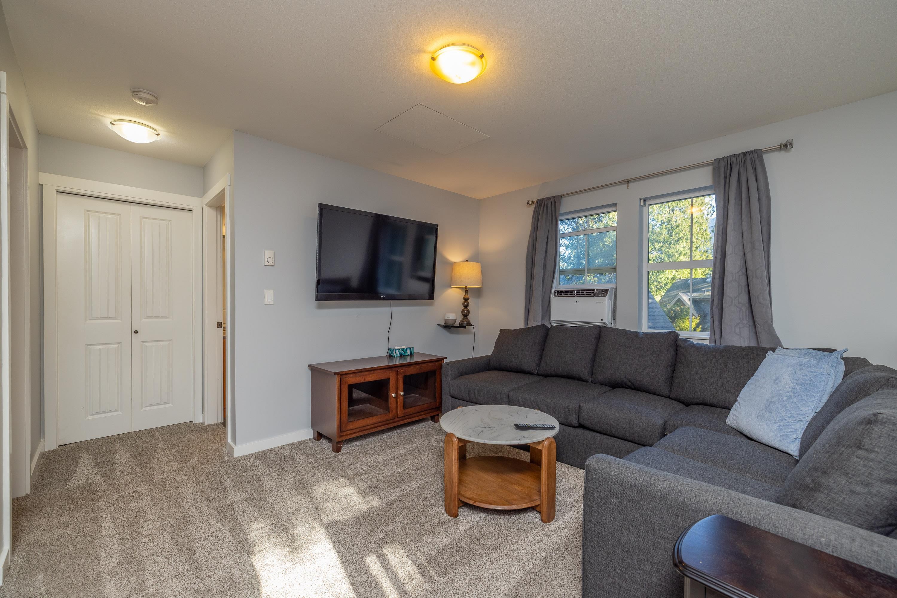 









1818


Tree House

Trail,
Lindell Beach,




BC
V2R 0E1

