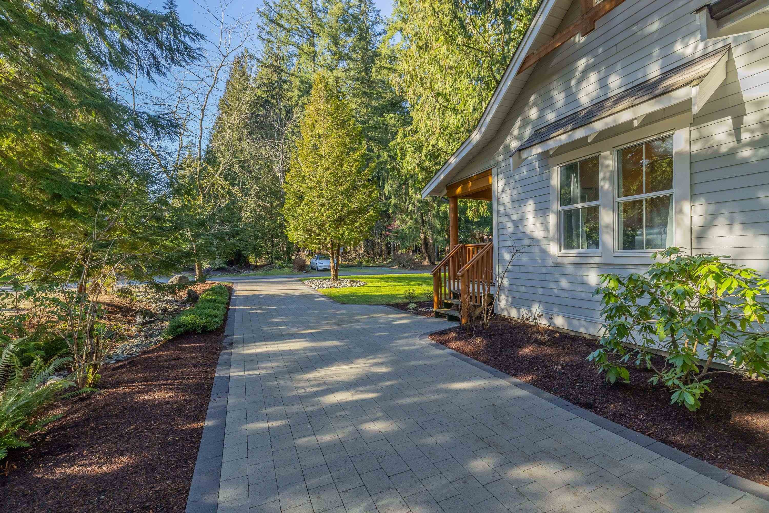 









1818


Tree House

Trail,
Lindell Beach,




BC
V2R 0E1

