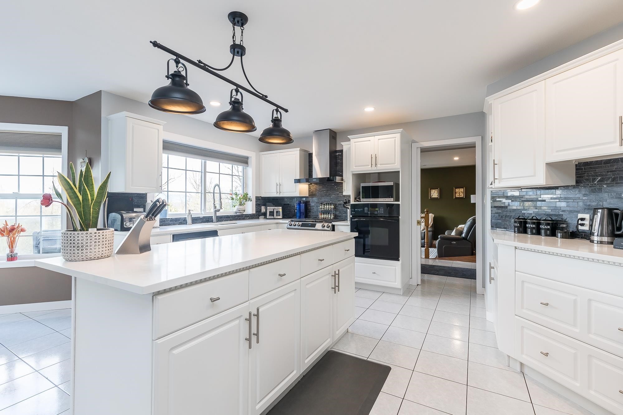 









42602


Majuba Hill

Road,
Yarrow,




BC
V2R 5H3

